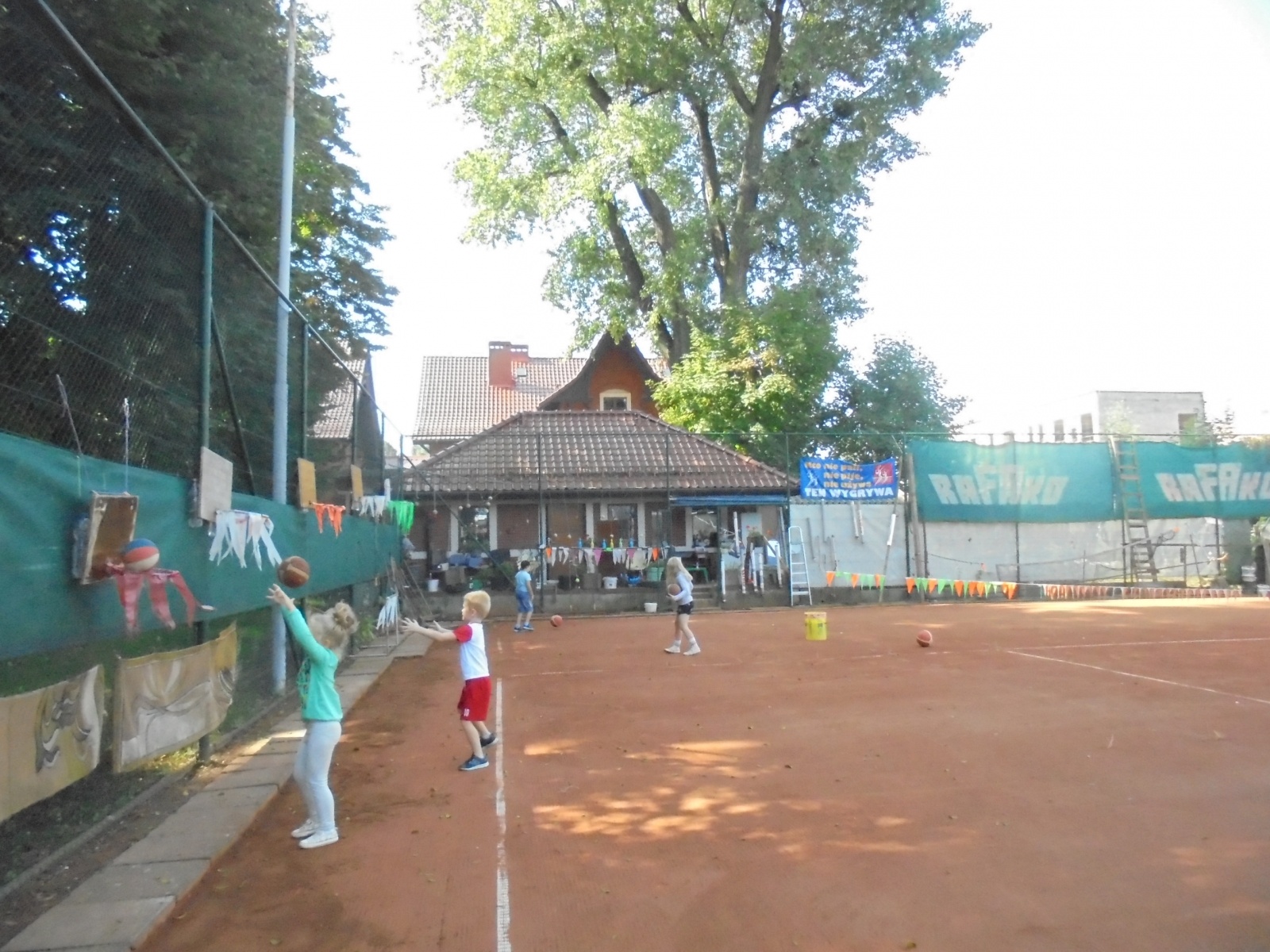 Zdjęcie w galerii na portalu naszraciborz.pl: Wielobój sportowy na korcie TKKF Rafako wiadomości z regionu