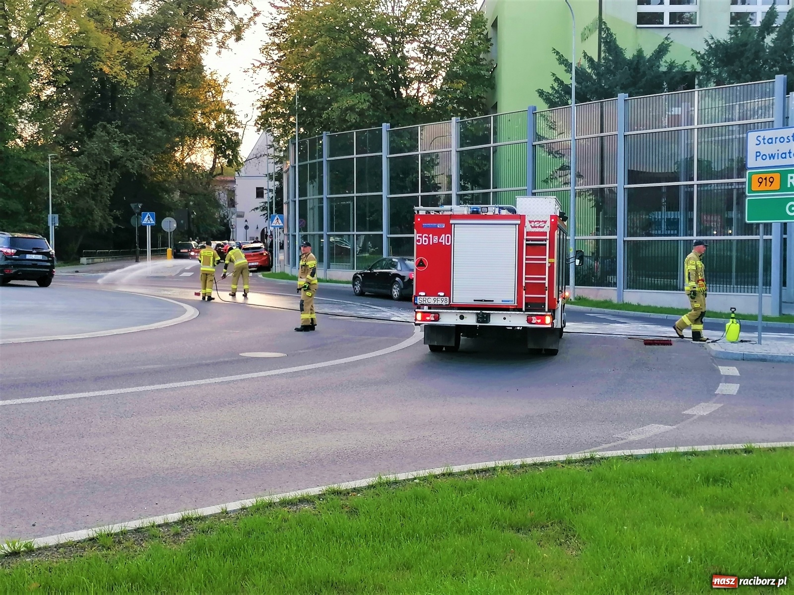 Zdjęcie w galerii na portalu naszraciborz.pl: Raport 998. Dwie nocne interwencje przy Zamkowej wiadomości z regionu