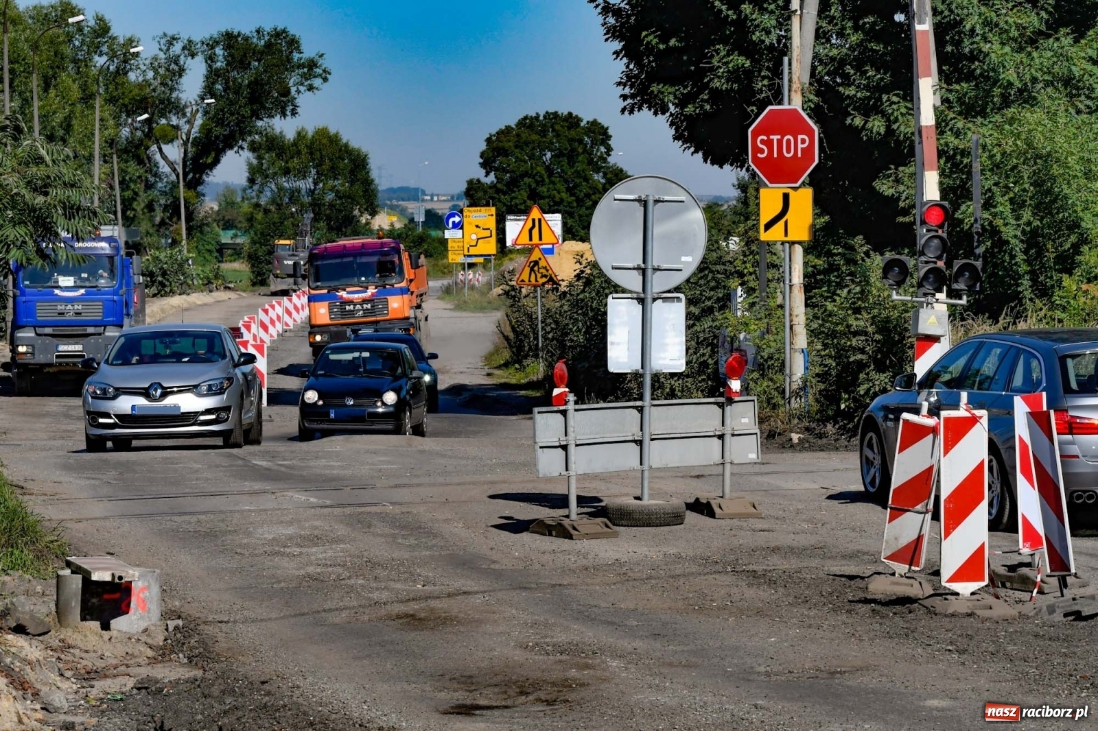 Zdjęcie w galerii na portalu naszraciborz.pl: Oznakowanie wahadła na Brzeskiej-Rybnickiej budzi wątpliwości! wiadomości z regionu