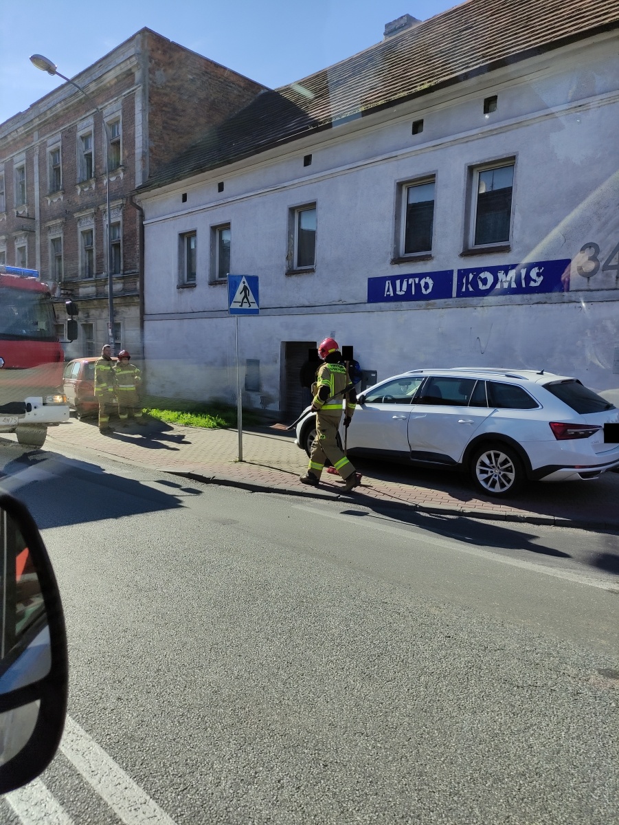 Zdjęcie w galerii na portalu naszraciborz.pl: Raport 988. W domu przy Gajowej ujawniono ciało kobiety wiadomości z regionu