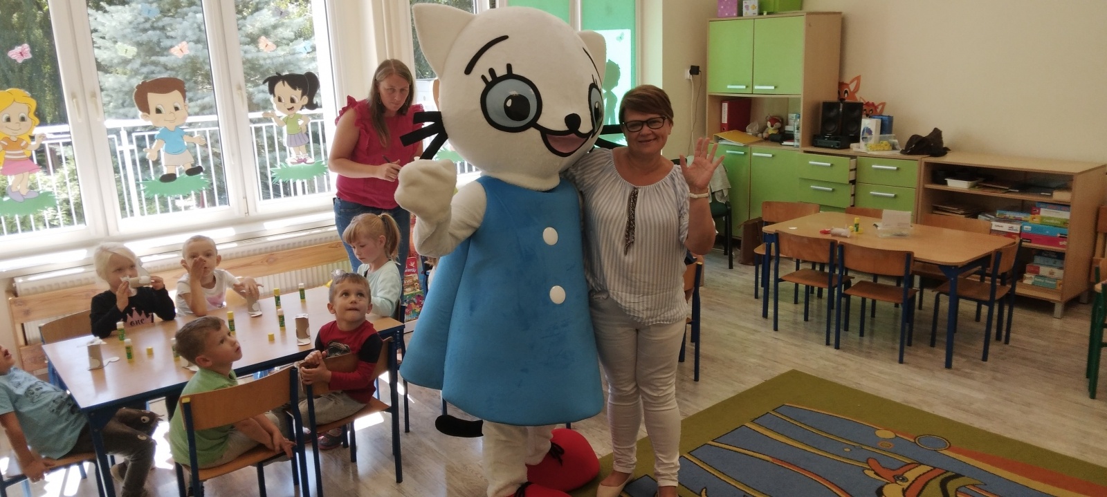 Zdjęcie w galerii na portalu naszraciborz.pl: Kicia Kocia odwiedziła przedszkole w Rudach wiadomości z regionu