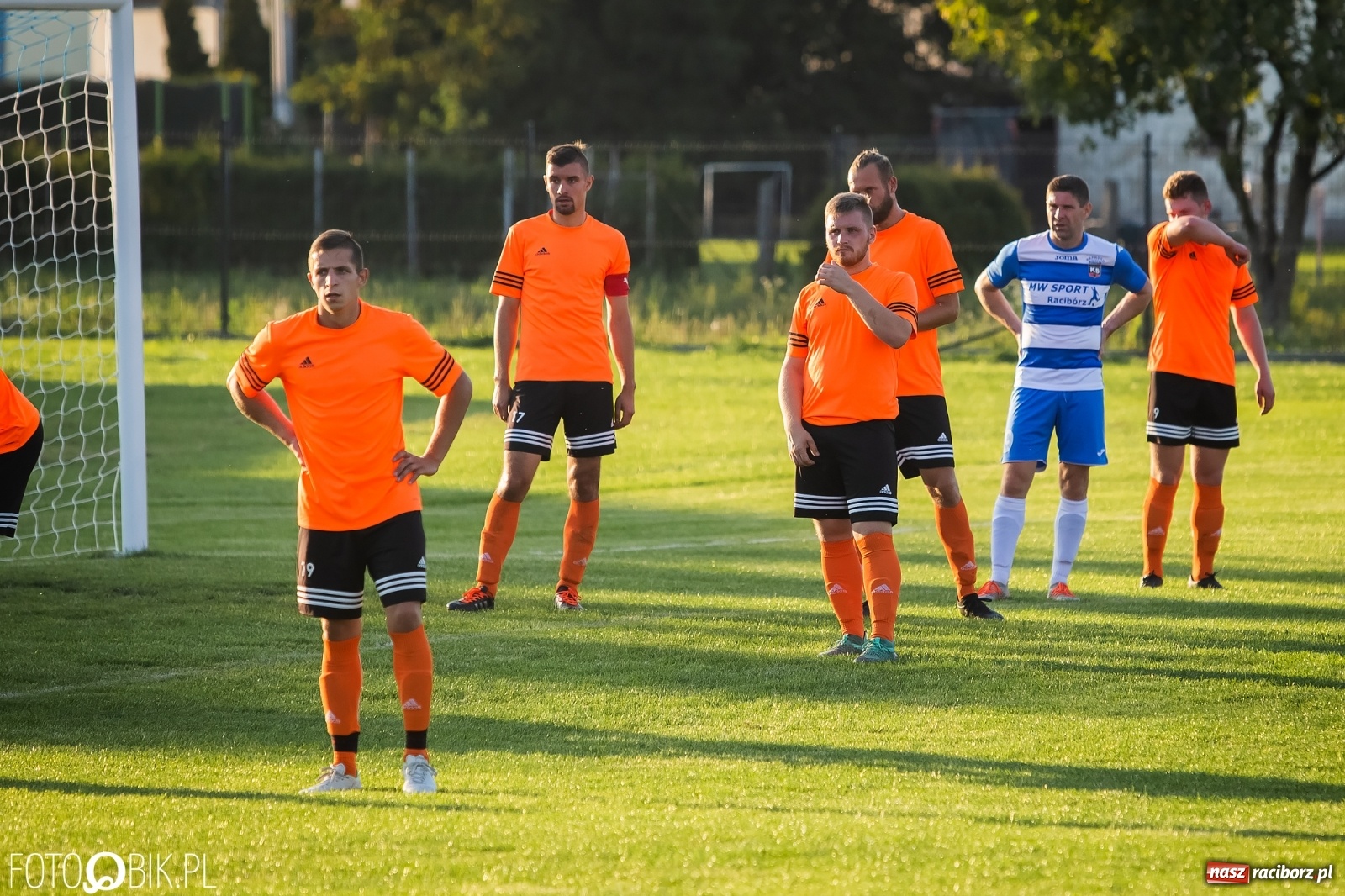 Zdjęcie w galerii na portalu naszraciborz.pl: Dreszczowiec w serii rzutów karnych. Studzienna za burtą Pucharu Polski [FOTO] wiadomości z regionu