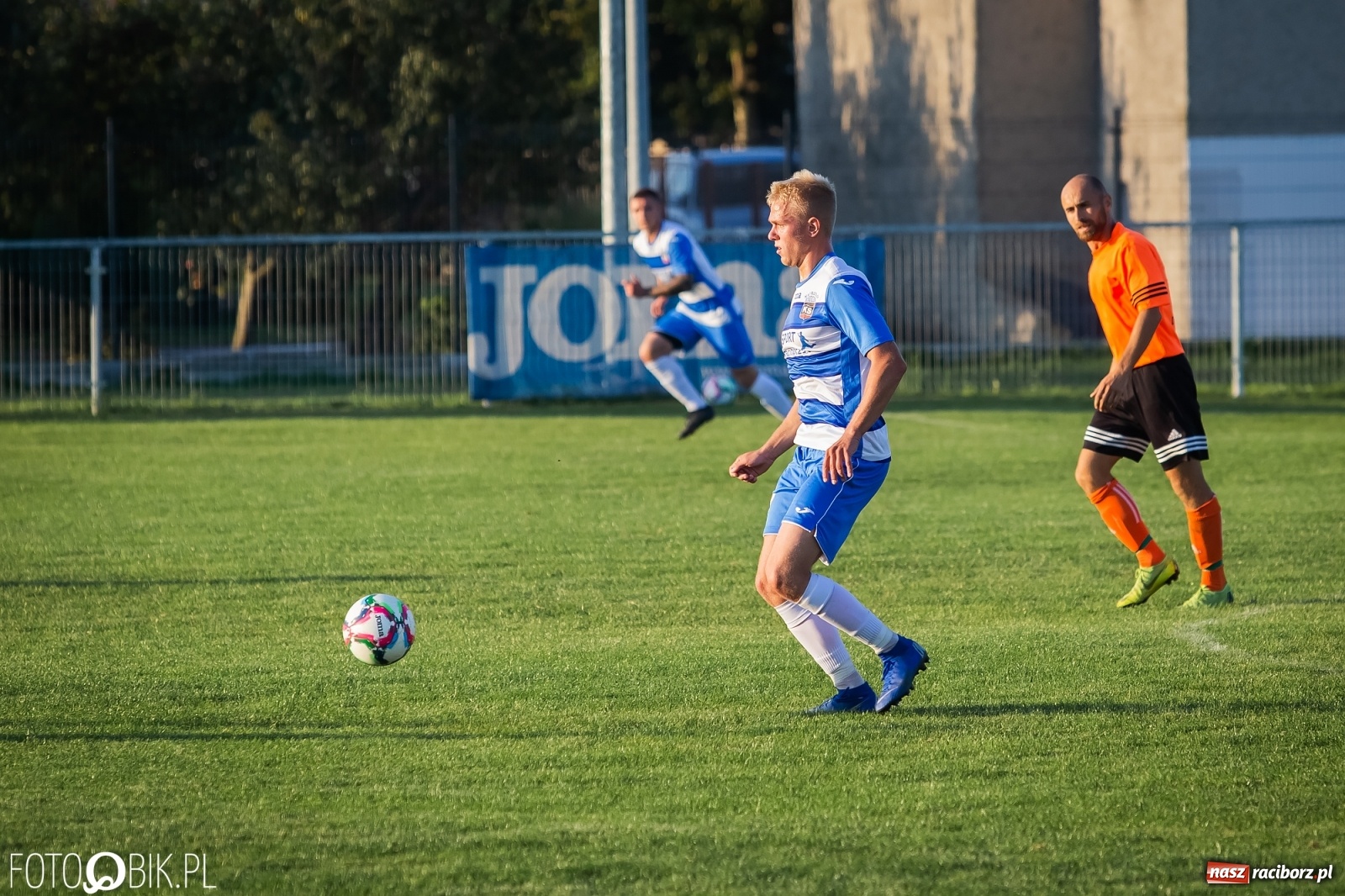 Zdjęcie w galerii na portalu naszraciborz.pl: Dreszczowiec w serii rzutów karnych. Studzienna za burtą Pucharu Polski [FOTO] wiadomości z regionu