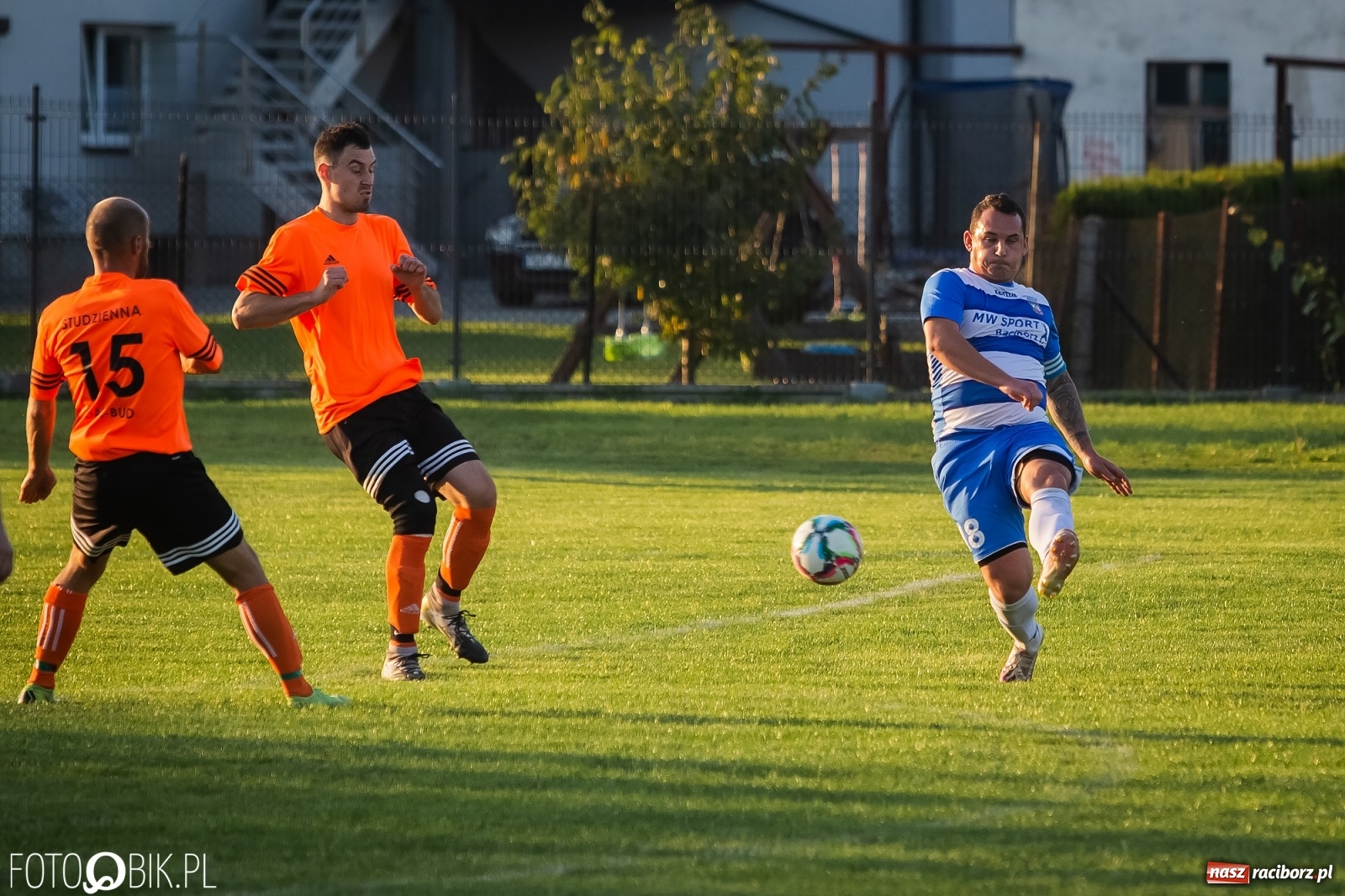 Zdjęcie w galerii na portalu naszraciborz.pl: Dreszczowiec w serii rzutów karnych. Studzienna za burtą Pucharu Polski [FOTO] wiadomości z regionu