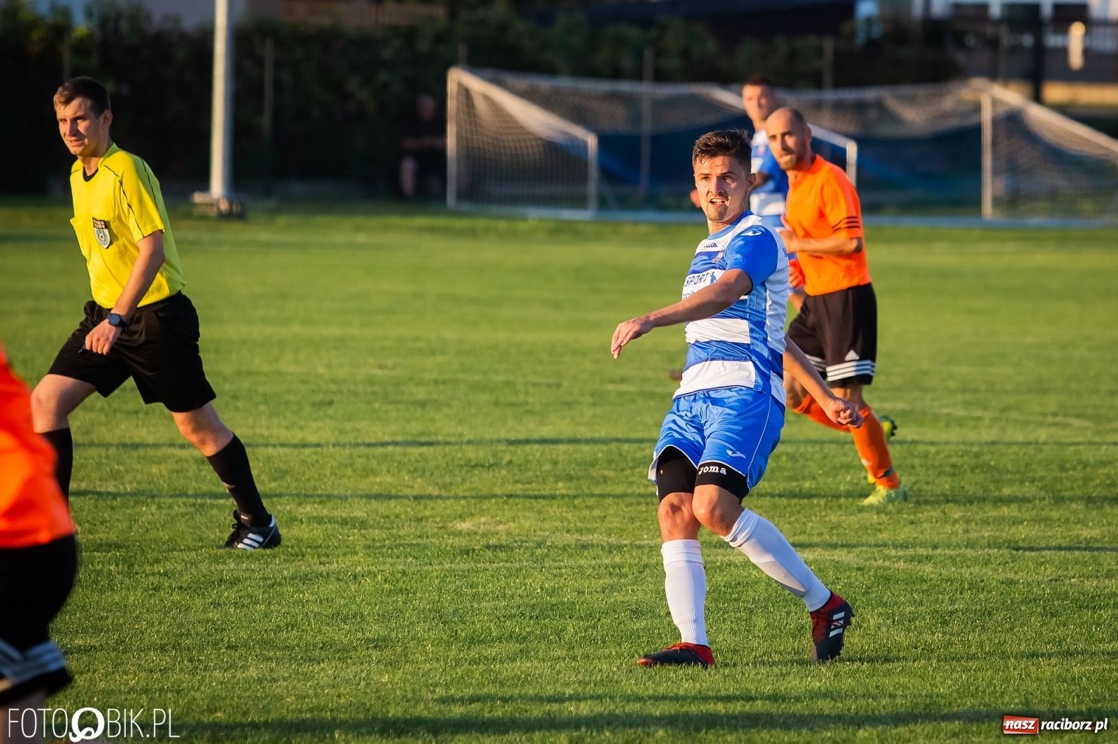 Zdjęcie w galerii na portalu naszraciborz.pl: Dreszczowiec w serii rzutów karnych. Studzienna za burtą Pucharu Polski [FOTO] wiadomości z regionu