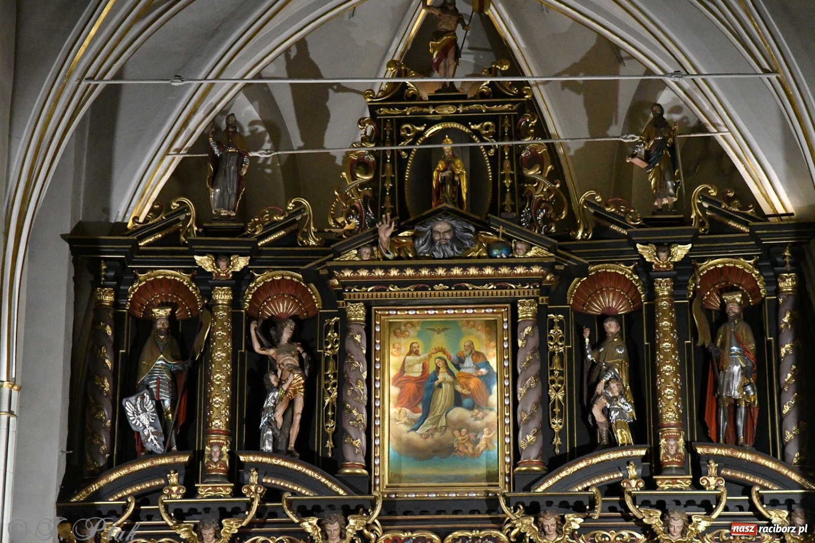 Zdjęcie w galerii na portalu naszraciborz.pl: Światowej sławy organista improwizator zagrał w kościele farnym wiadomości z regionu