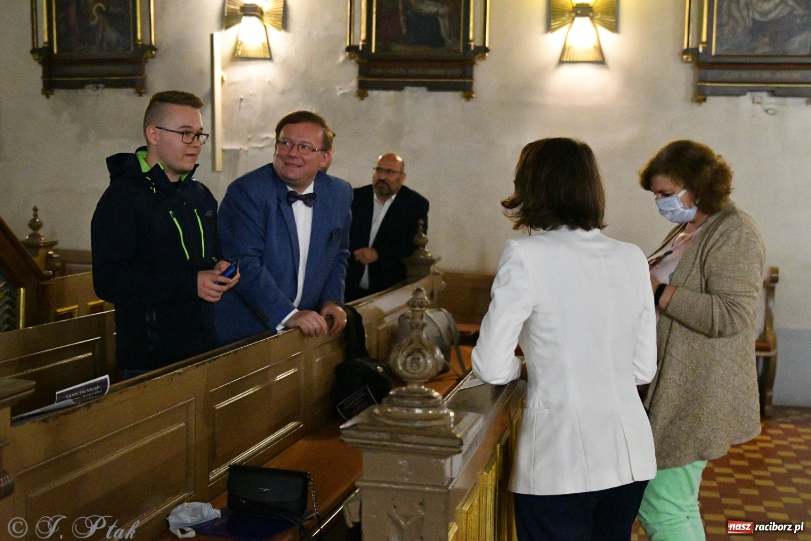 Zdjęcie w galerii na portalu naszraciborz.pl: Światowej sławy organista improwizator zagrał w kościele farnym wiadomości z regionu