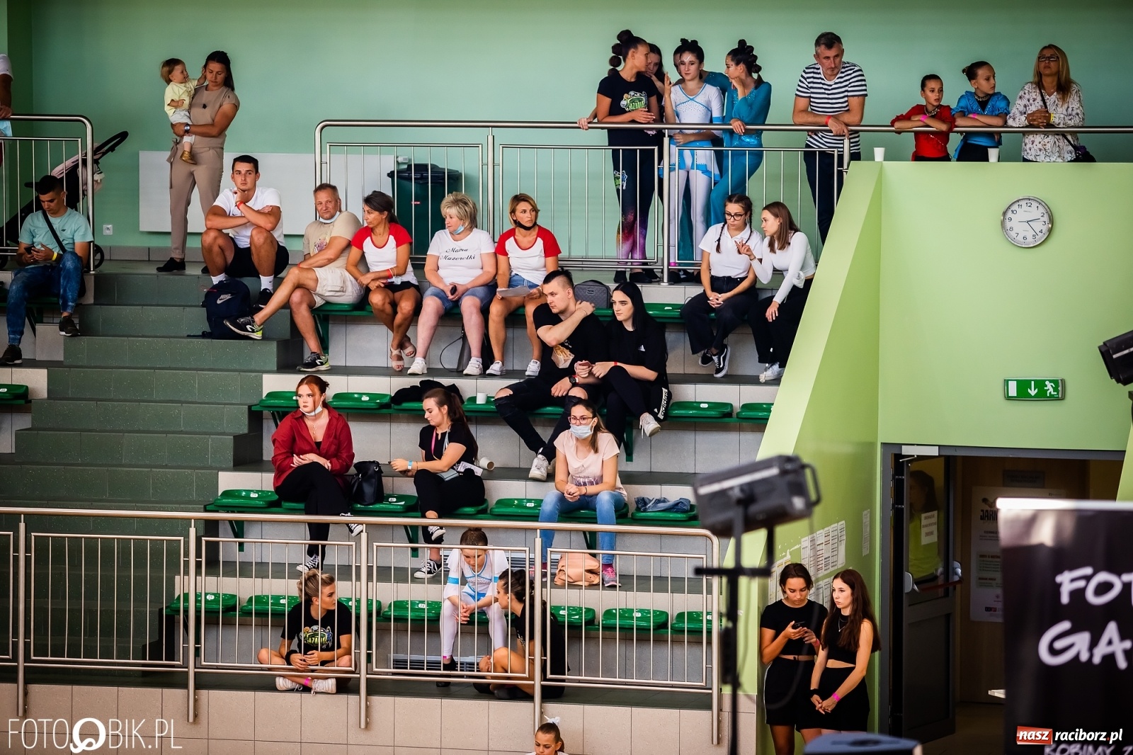 Zdjęcie w galerii na portalu naszraciborz.pl: Ruszyły Otwarte Mistrzostwa Polski Mażoretek w Arenie Rafako [FOTO] wiadomości z regionu