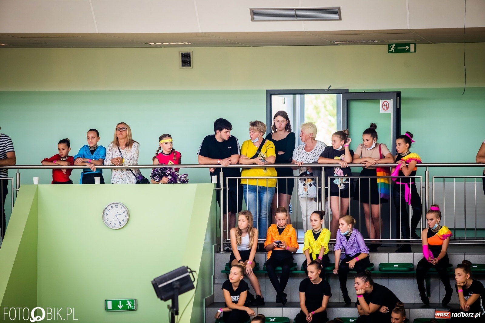 Zdjęcie w galerii na portalu naszraciborz.pl: Ruszyły Otwarte Mistrzostwa Polski Mażoretek w Arenie Rafako [FOTO] wiadomości z regionu