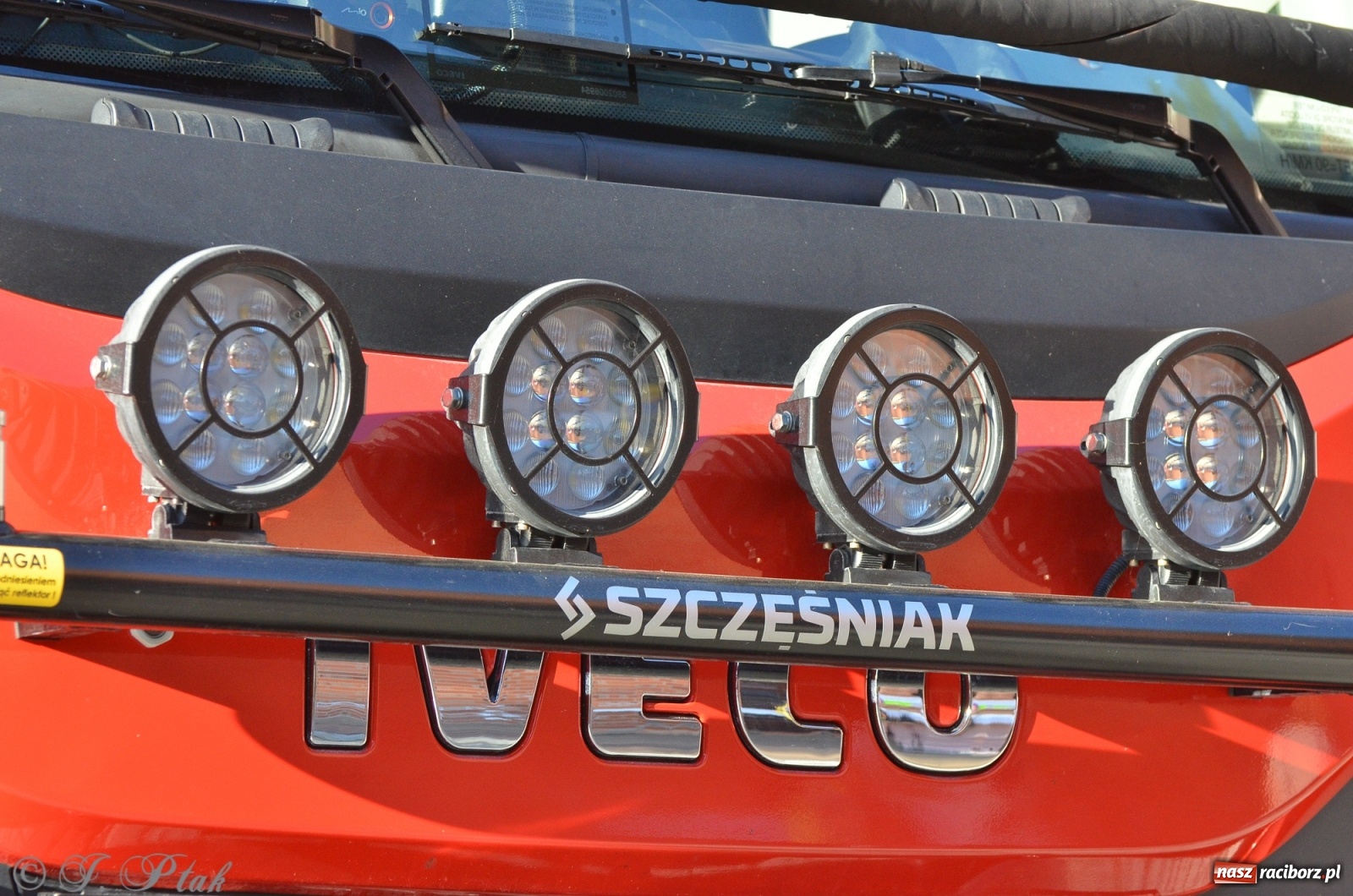 Zdjęcie w galerii na portalu naszraciborz.pl: MDK pochwalił się osiągnięciami na festynie na zamku wiadomości z regionu