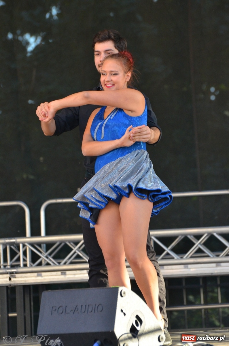 Zdjęcie w galerii na portalu naszraciborz.pl: MDK pochwalił się osiągnięciami na festynie na zamku wiadomości z regionu