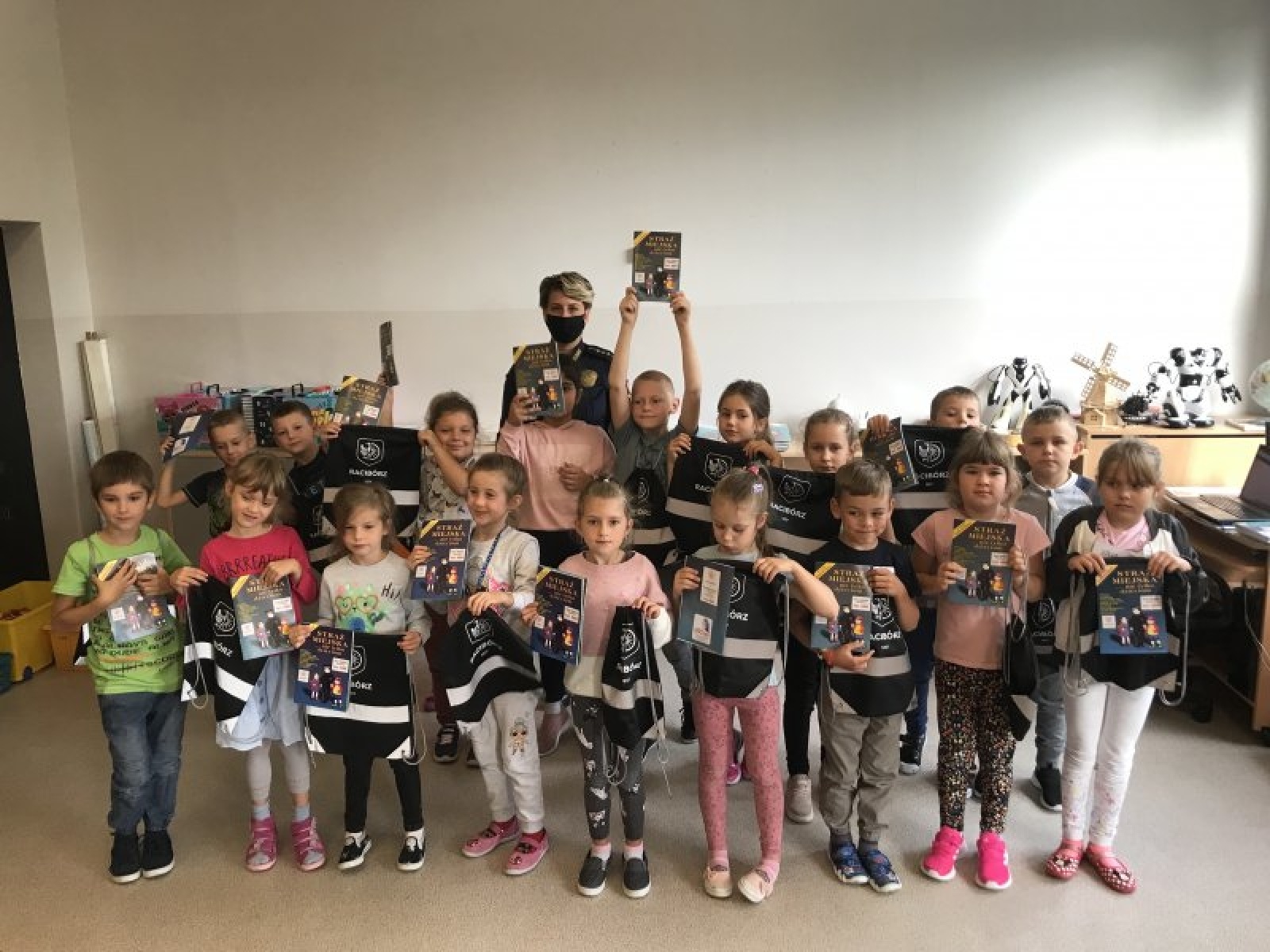 Zdjęcie w galerii na portalu naszraciborz.pl: Ruszyła akcja Bezpieczna droga do szkoły wiadomości z regionu