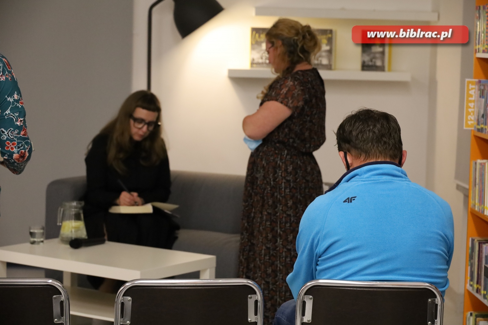 Zdjęcie w galerii na portalu naszraciborz.pl: Wojna nie kończy się nigdy. Grzebałkowska w raciborskiej bibliotece wiadomości z regionu