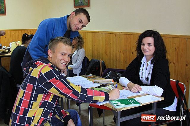 Zdjęcie w galerii na portalu naszraciborz.pl: Ofert sporo, ale zagranicznych wiadomości z regionu