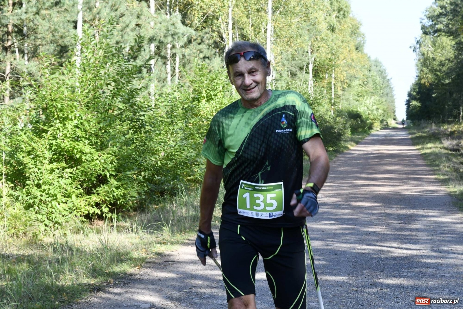 Zdjęcie w galerii na portalu naszraciborz.pl: VI Kuźniański Półmaraton Leśny RAFAMET wiadomości z regionu