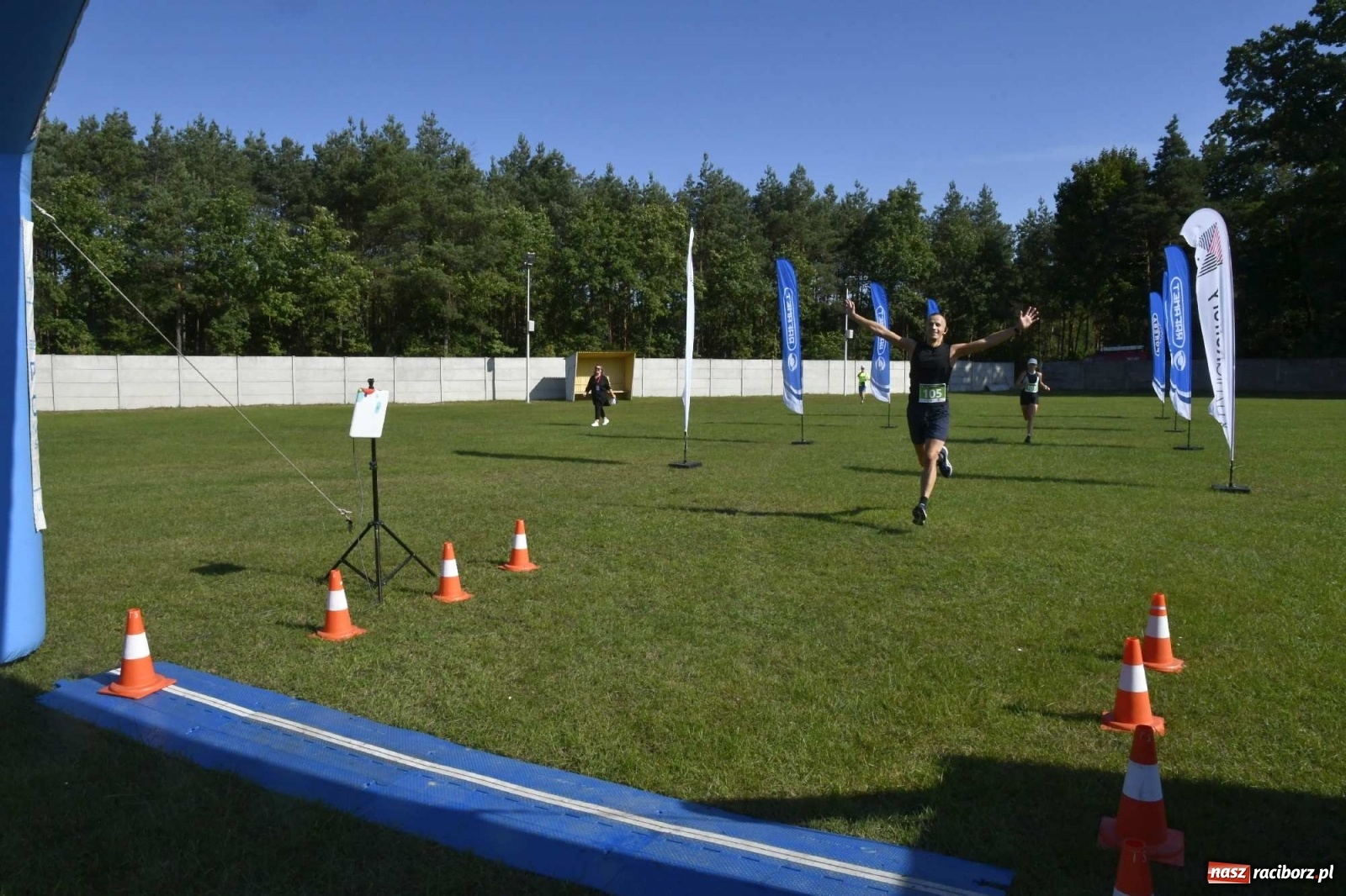 Zdjęcie w galerii na portalu naszraciborz.pl: VI Kuźniański Półmaraton Leśny RAFAMET wiadomości z regionu