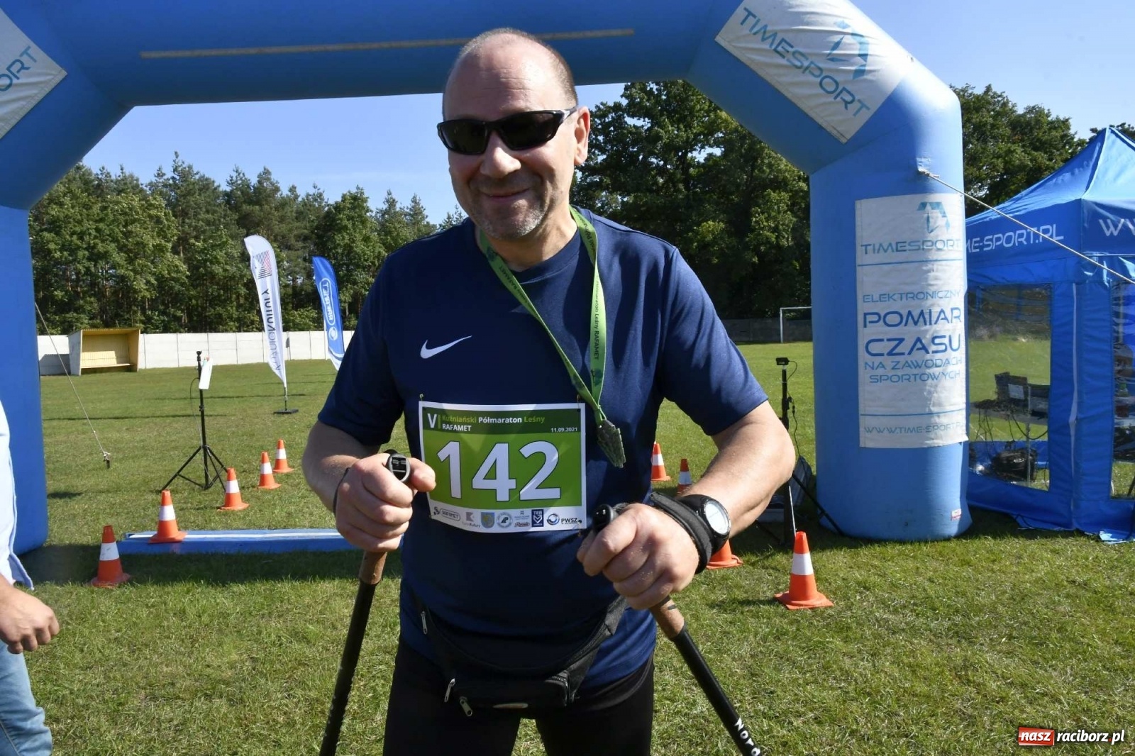 Zdjęcie w galerii na portalu naszraciborz.pl: VI Kuźniański Półmaraton Leśny RAFAMET wiadomości z regionu