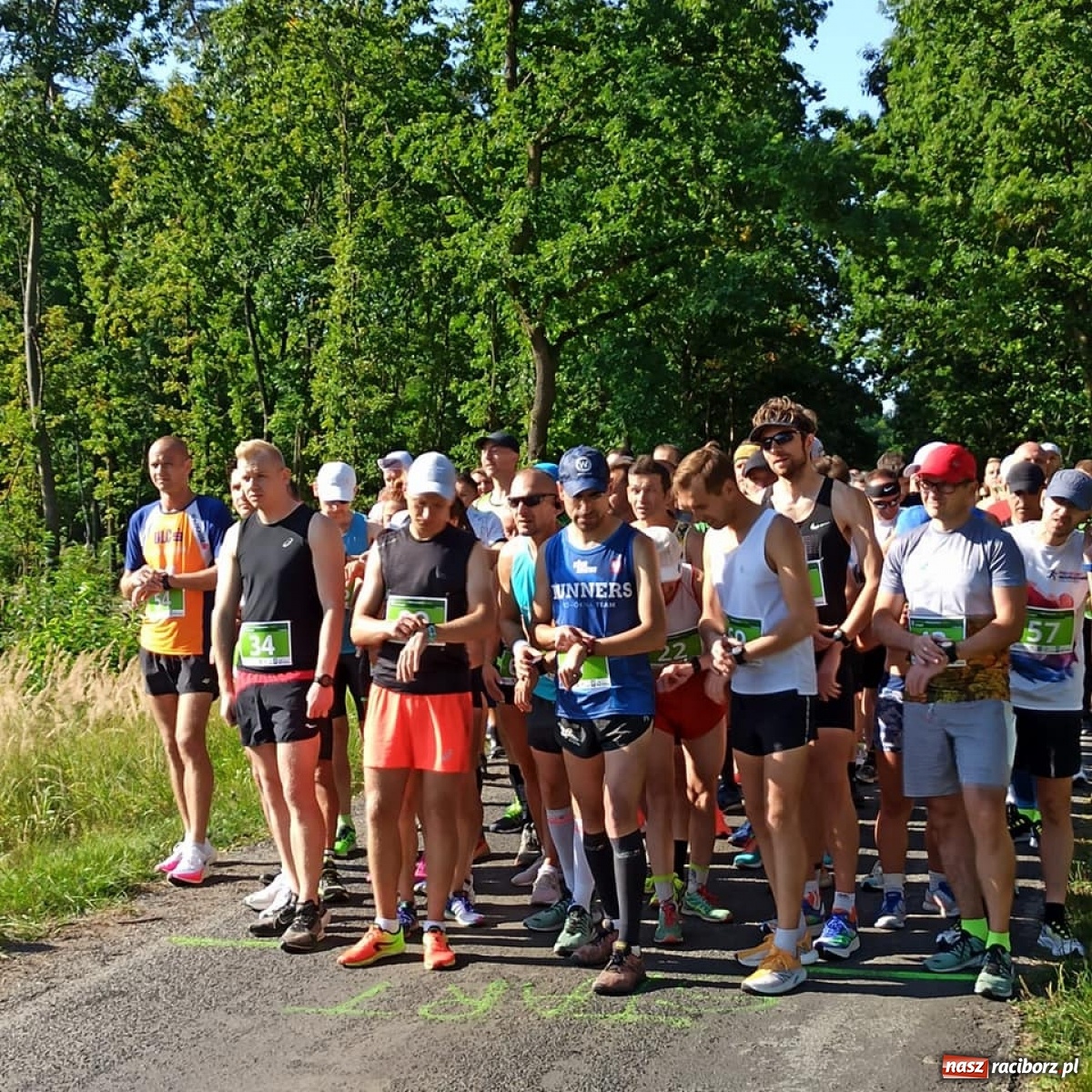 Zdjęcie w galerii na portalu naszraciborz.pl: VI Kuźniański Półmaraton Leśny RAFAMET wiadomości z regionu