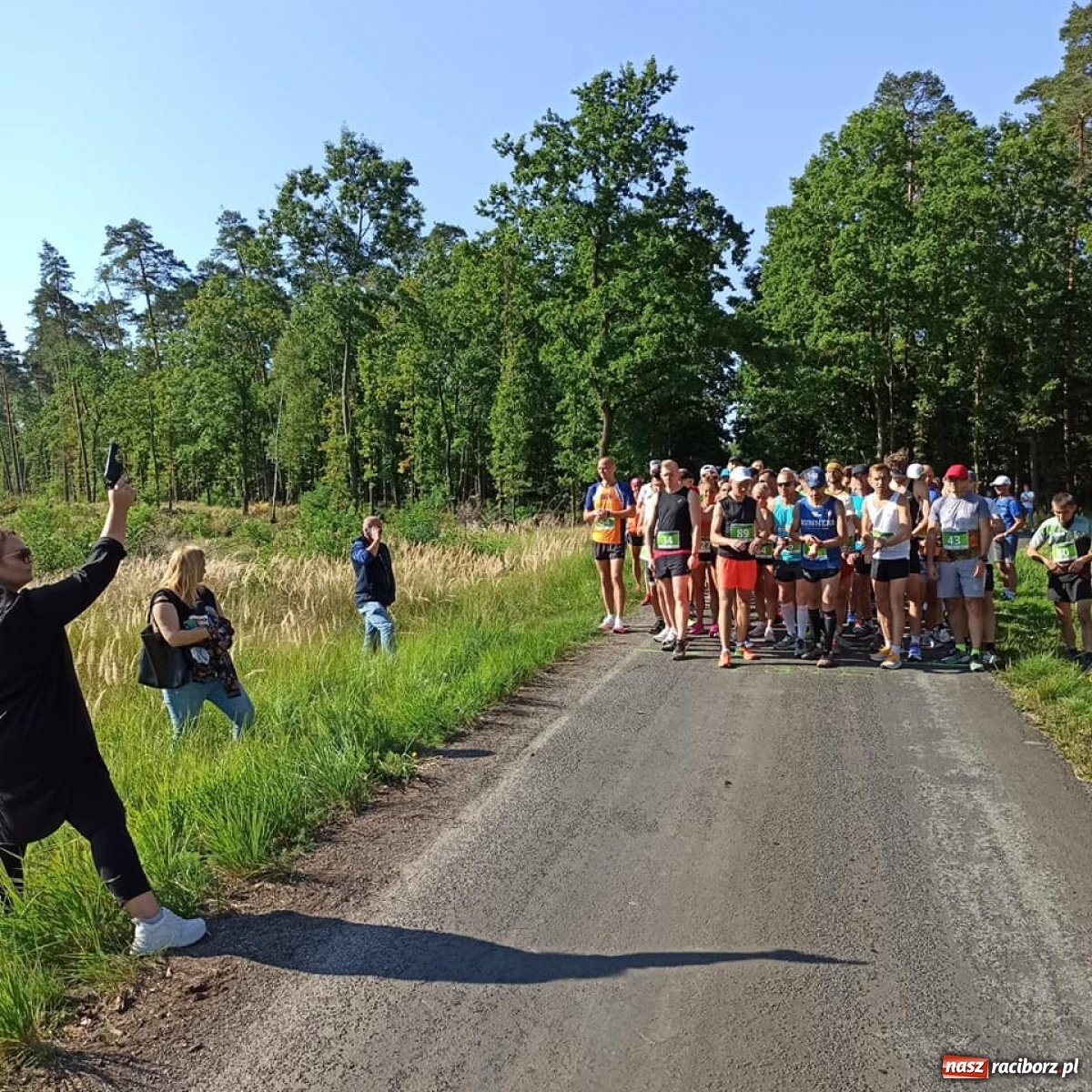 Zdjęcie w galerii na portalu naszraciborz.pl: VI Kuźniański Półmaraton Leśny RAFAMET wiadomości z regionu