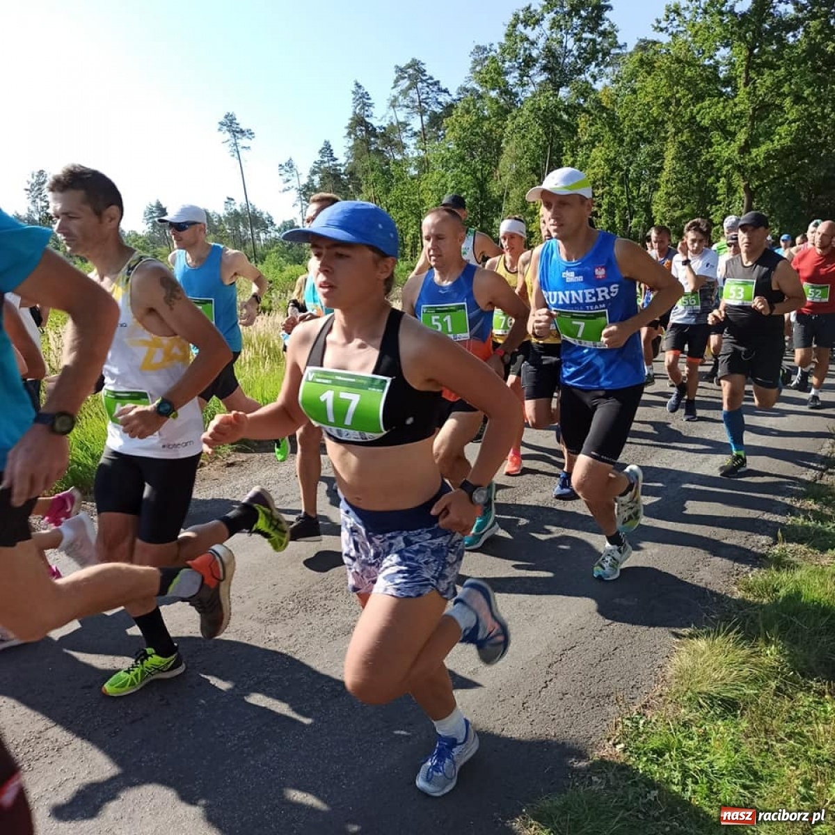 Zdjęcie w galerii na portalu naszraciborz.pl: VI Kuźniański Półmaraton Leśny RAFAMET wiadomości z regionu