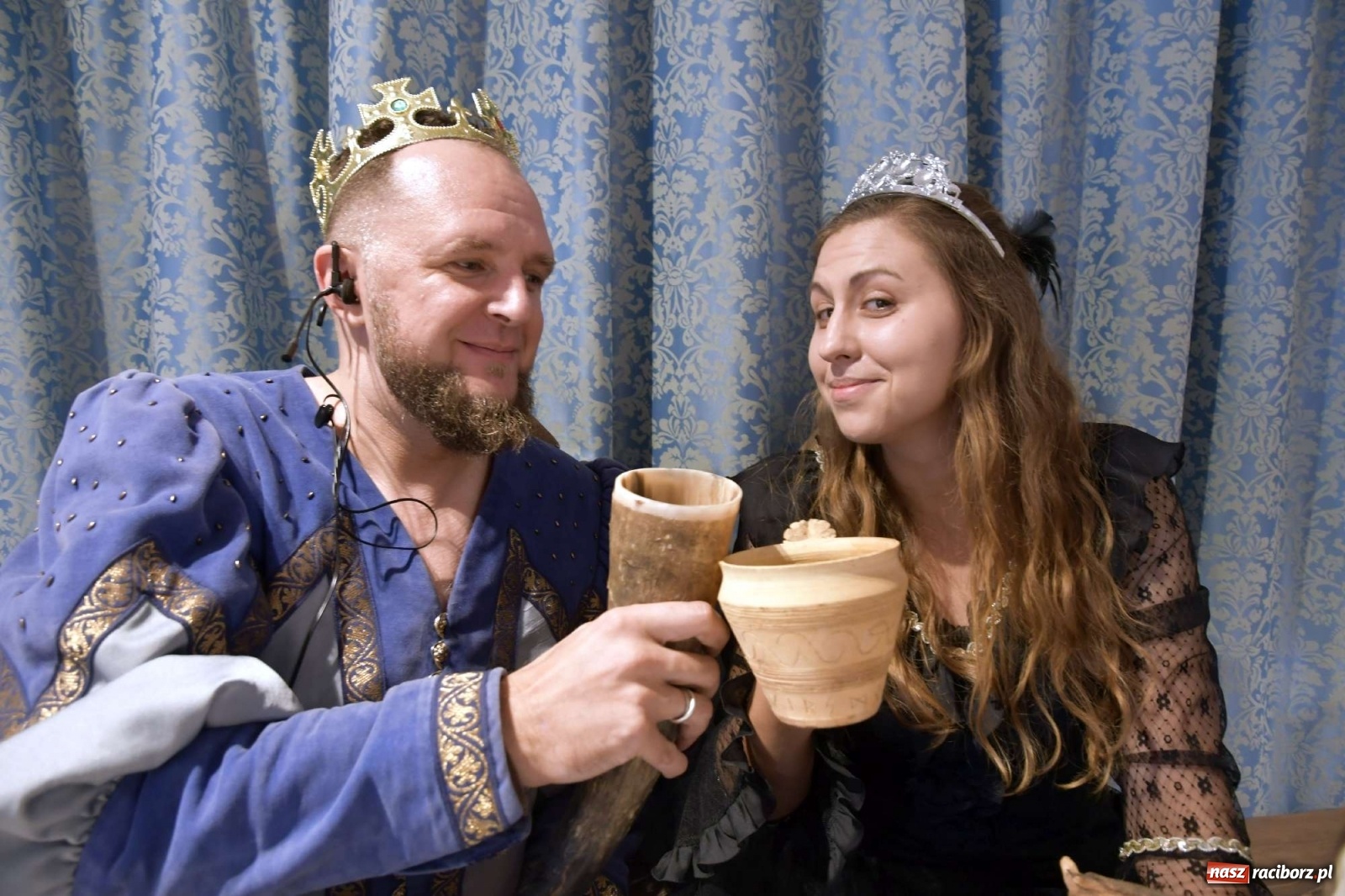 Zdjęcie w galerii na portalu naszraciborz.pl: Mistrz Kaufmann wrócił do browaru w Raciborzu. Zwiedzanie z historycznymi postaciami [WIDEO] wiadomości z regionu