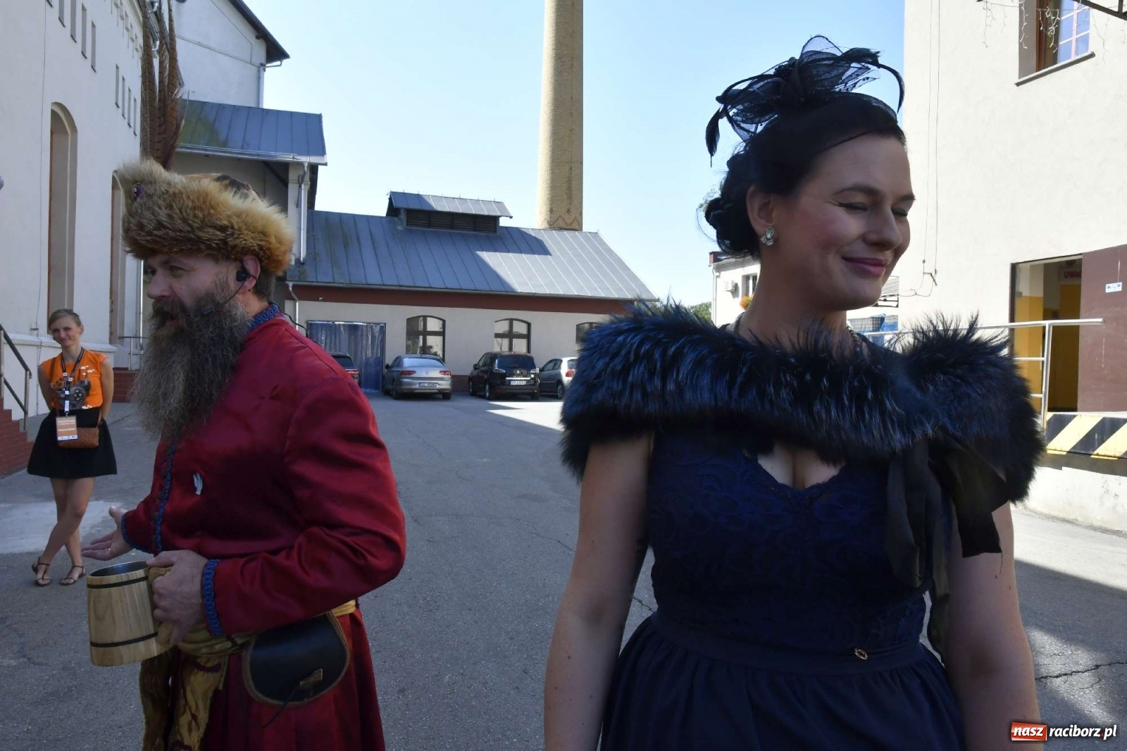 Zdjęcie w galerii na portalu naszraciborz.pl: Mistrz Kaufmann wrócił do browaru w Raciborzu. Zwiedzanie z historycznymi postaciami [WIDEO] wiadomości z regionu