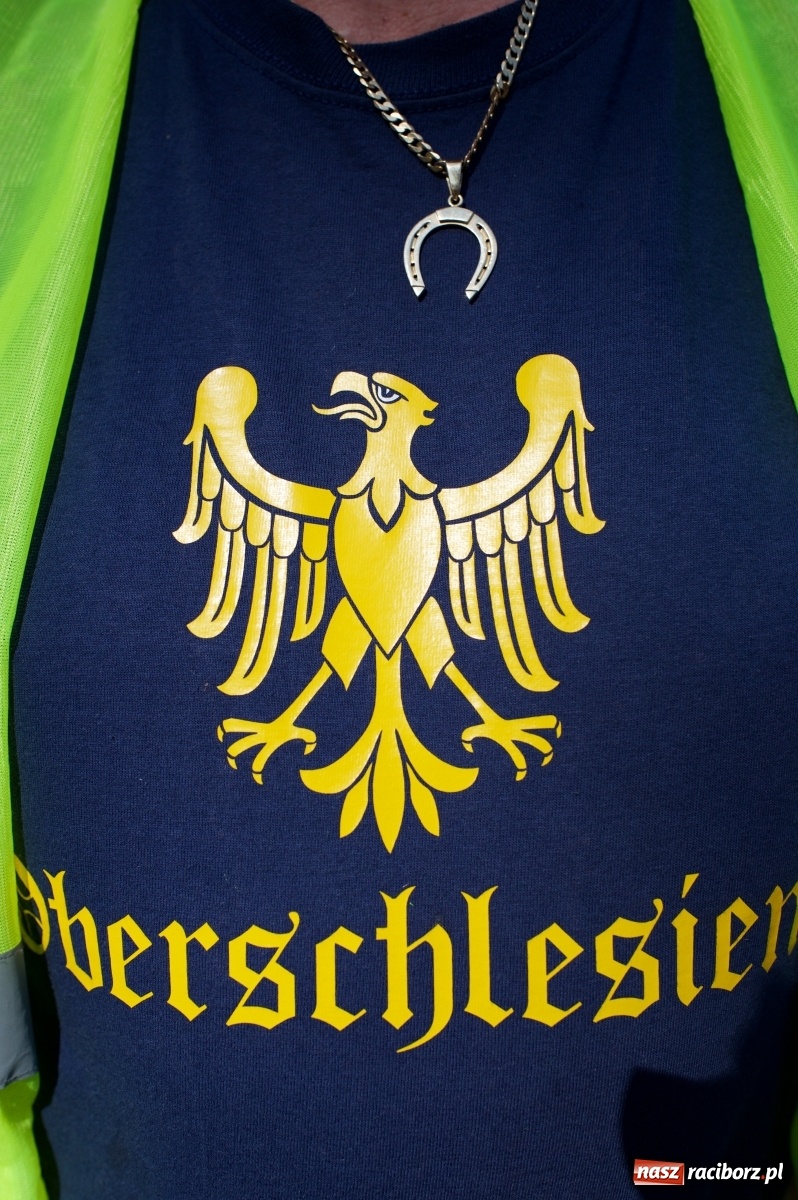 Zdjęcie w galerii na portalu naszraciborz.pl: Starych pojazdów czar. Rajd Pruski zawitał do Tworkowa [FOTO] wiadomości z regionu