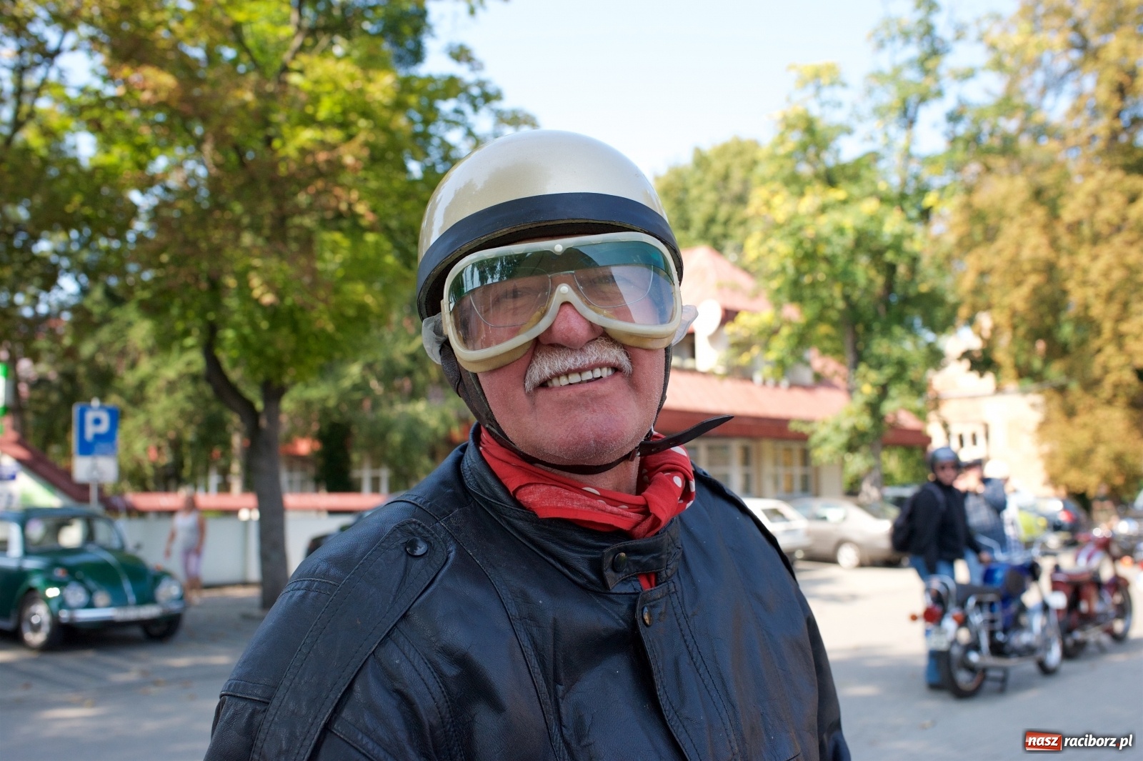Zdjęcie w galerii na portalu naszraciborz.pl: Starych pojazdów czar. Rajd Pruski zawitał do Tworkowa [FOTO] wiadomości z regionu