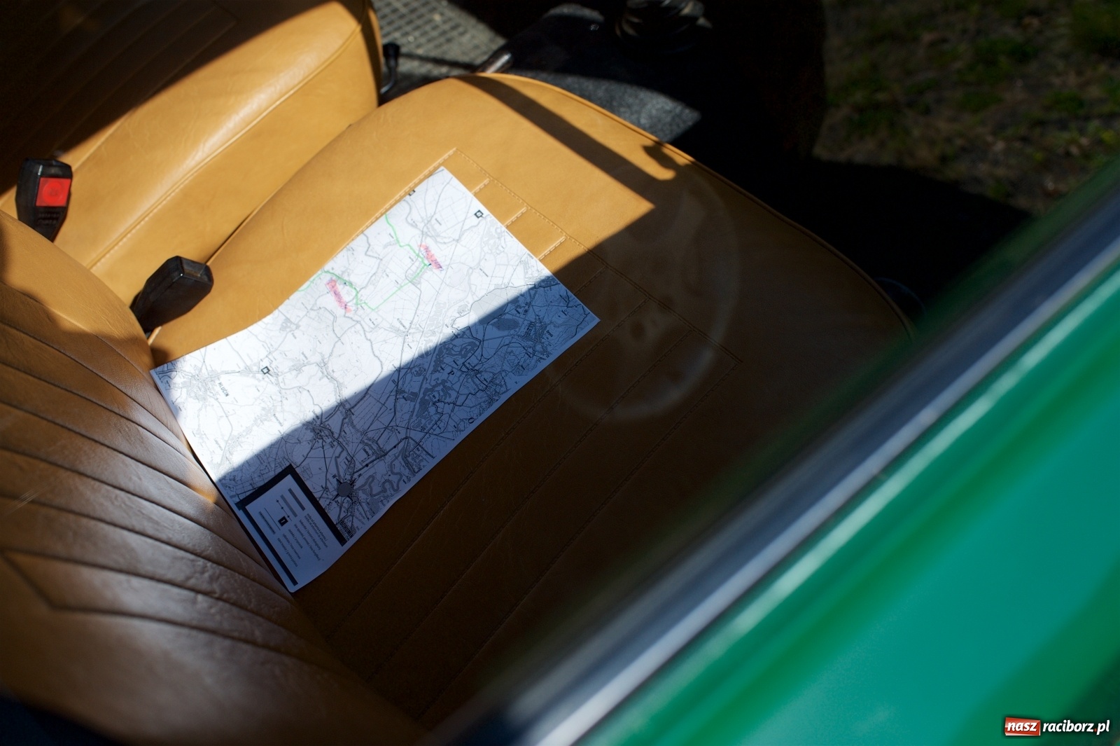 Zdjęcie w galerii na portalu naszraciborz.pl: Starych pojazdów czar. Rajd Pruski zawitał do Tworkowa [FOTO] wiadomości z regionu