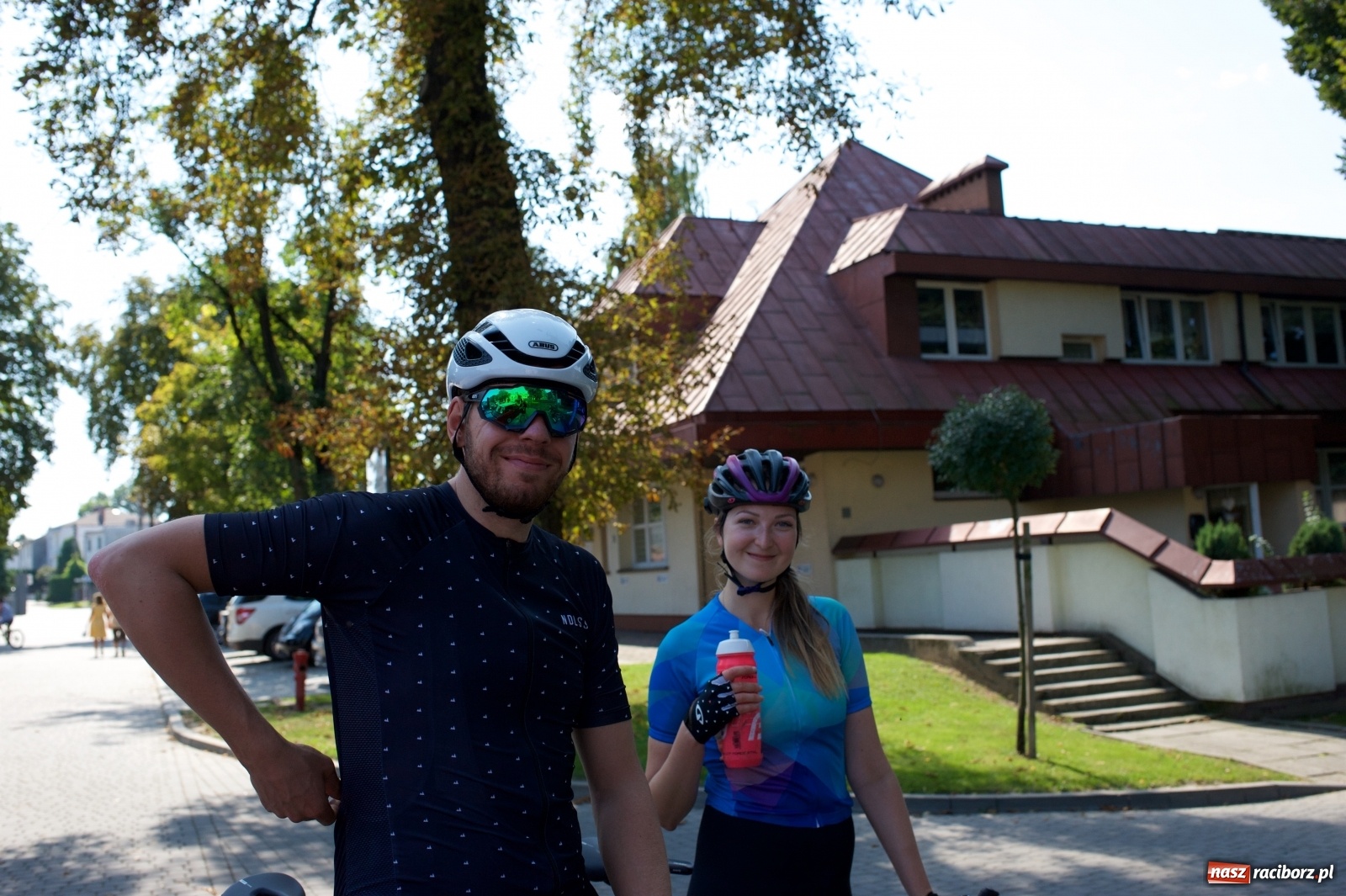 Zdjęcie w galerii na portalu naszraciborz.pl: Starych pojazdów czar. Rajd Pruski zawitał do Tworkowa [FOTO] wiadomości z regionu
