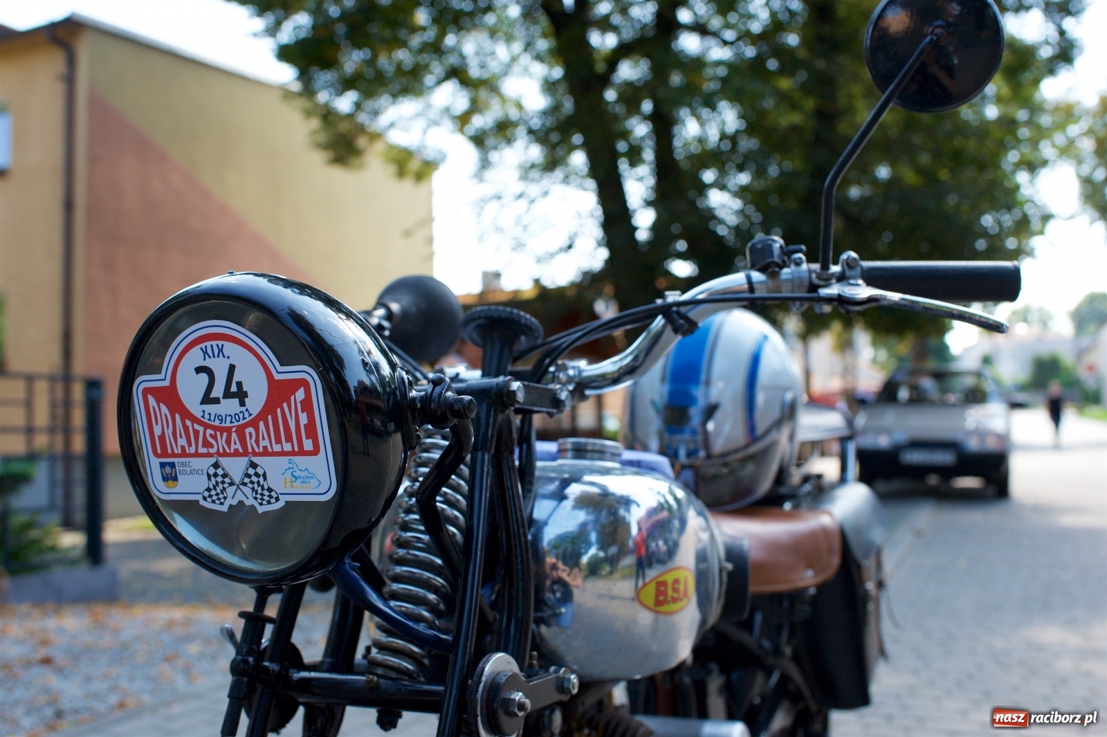 Zdjęcie w galerii na portalu naszraciborz.pl: Starych pojazdów czar. Rajd Pruski zawitał do Tworkowa [FOTO] wiadomości z regionu