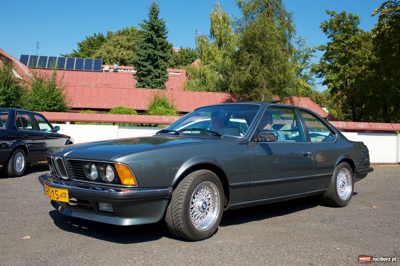 Zdjęcie w galerii na portalu naszraciborz.pl: Starych pojazdów czar. Rajd Pruski zawitał do Tworkowa [FOTO] wiadomości z regionu