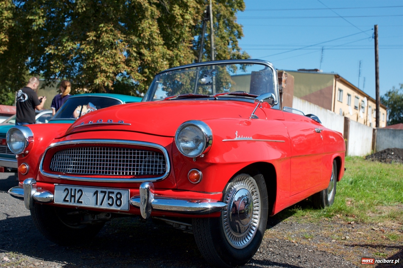 Zdjęcie w galerii na portalu naszraciborz.pl: Starych pojazdów czar. Rajd Pruski zawitał do Tworkowa [FOTO] wiadomości z regionu