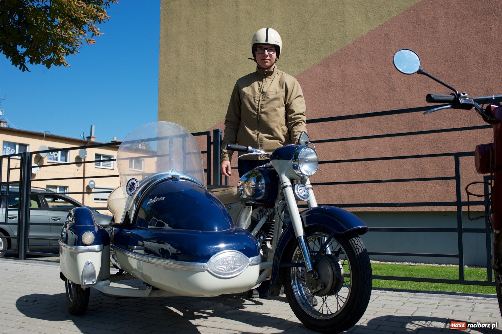 Zdjęcie w galerii na portalu naszraciborz.pl: Starych pojazdów czar. Rajd Pruski zawitał do Tworkowa [FOTO] wiadomości z regionu