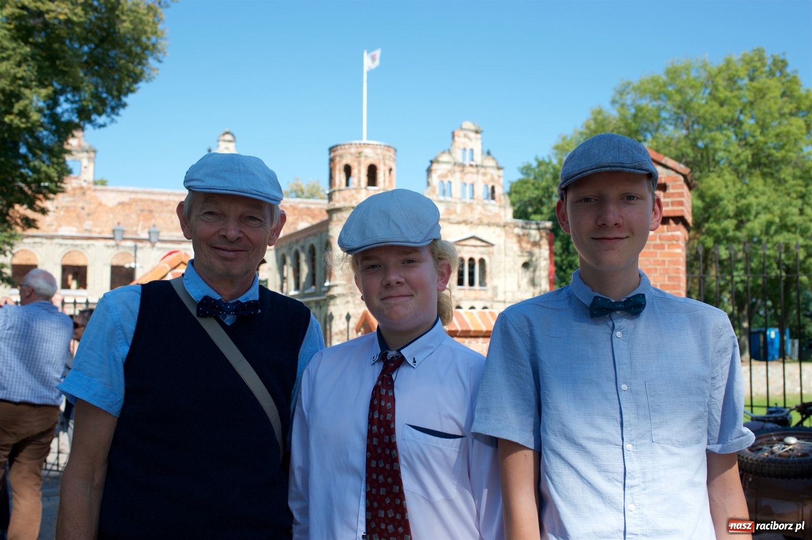 Zdjęcie w galerii na portalu naszraciborz.pl: Starych pojazdów czar. Rajd Pruski zawitał do Tworkowa [FOTO] wiadomości z regionu