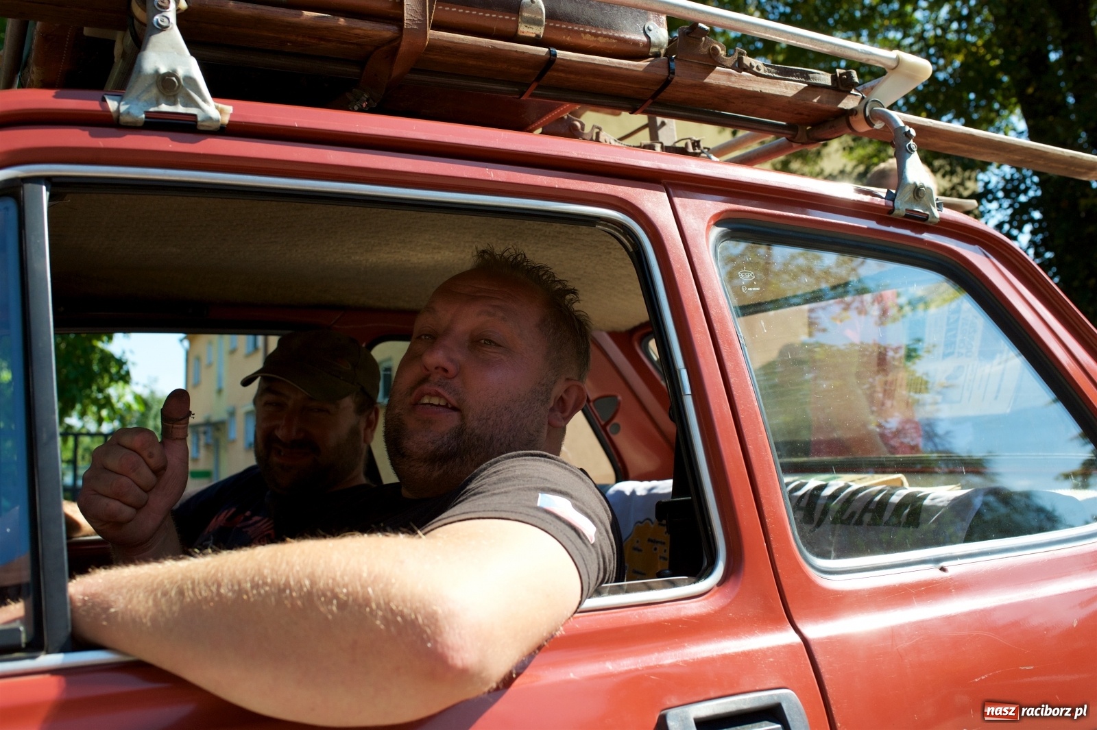 Zdjęcie w galerii na portalu naszraciborz.pl: Starych pojazdów czar. Rajd Pruski zawitał do Tworkowa [FOTO] wiadomości z regionu