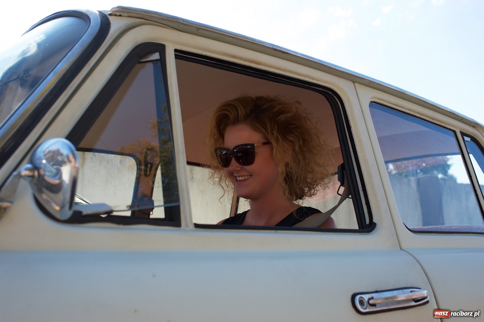 Zdjęcie w galerii na portalu naszraciborz.pl: Starych pojazdów czar. Rajd Pruski zawitał do Tworkowa [FOTO] wiadomości z regionu