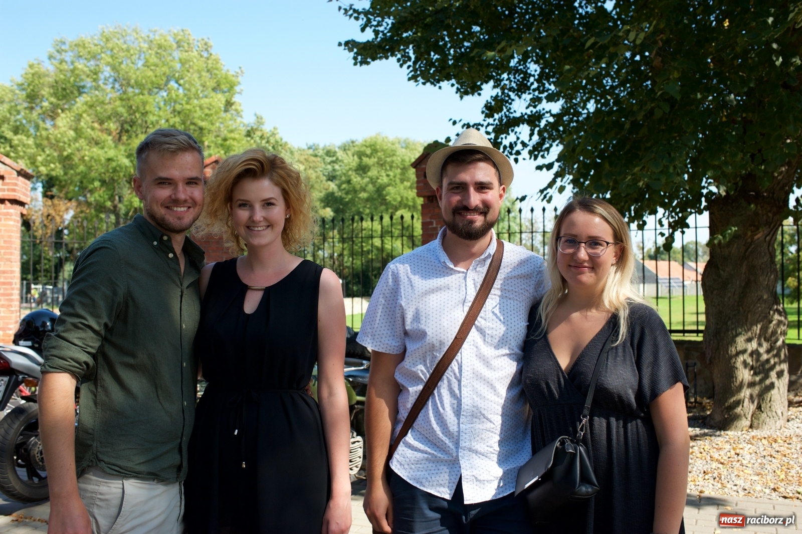 Zdjęcie w galerii na portalu naszraciborz.pl: Starych pojazdów czar. Rajd Pruski zawitał do Tworkowa [FOTO] wiadomości z regionu