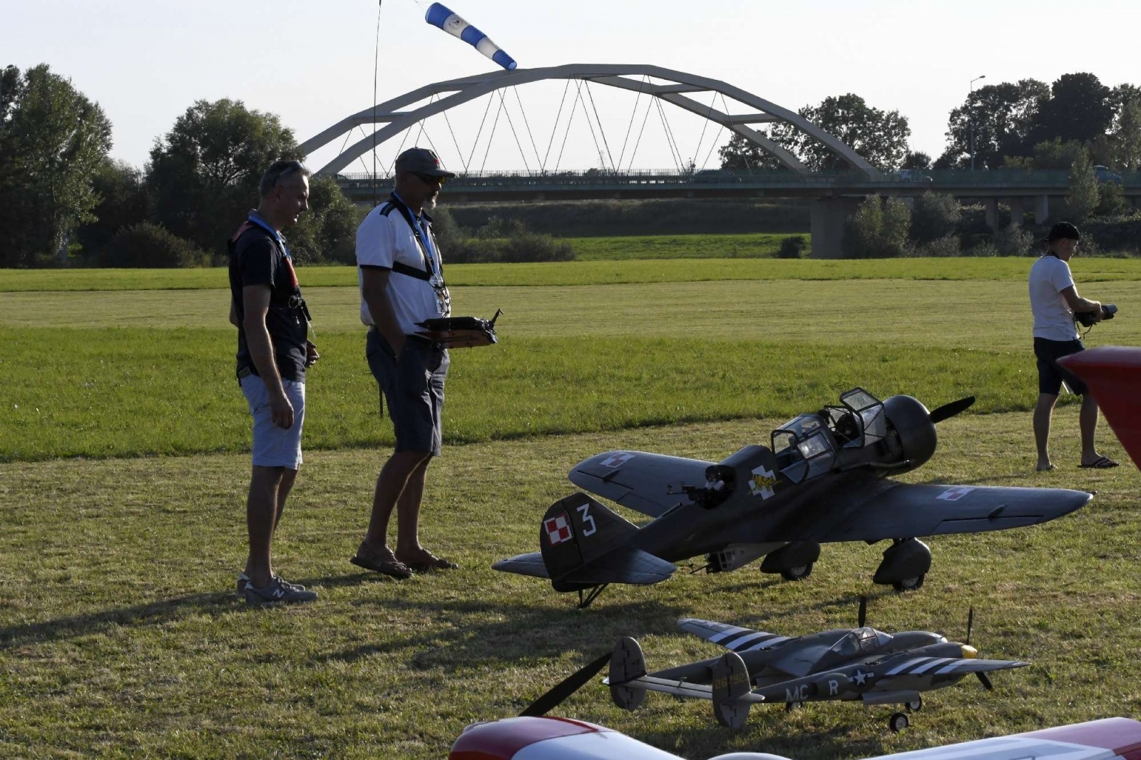 Zdjęcie w galerii na portalu naszraciborz.pl: Raciborskie air show ruszyło [FOTO i WIDEO] wiadomości z regionu