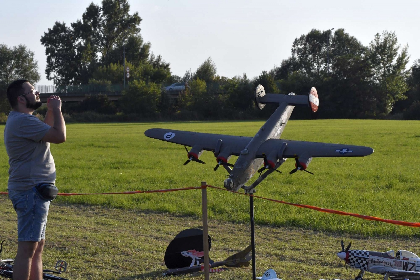 Zdjęcie w galerii na portalu naszraciborz.pl: Raciborskie air show ruszyło [FOTO i WIDEO] wiadomości z regionu