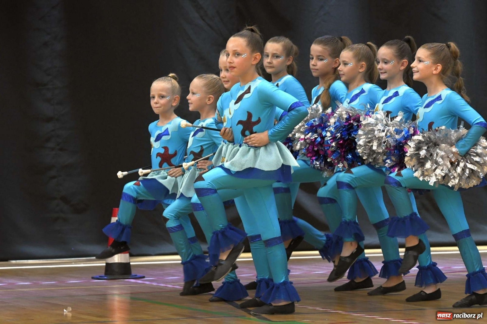 Zdjęcie w galerii na portalu naszraciborz.pl: Pół tysiąca tańców w Arenie Rafako [FOTO i WIDEO] wiadomości z regionu