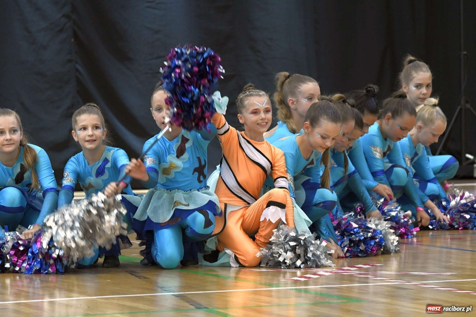Zdjęcie w galerii na portalu naszraciborz.pl: Pół tysiąca tańców w Arenie Rafako [FOTO i WIDEO] wiadomości z regionu