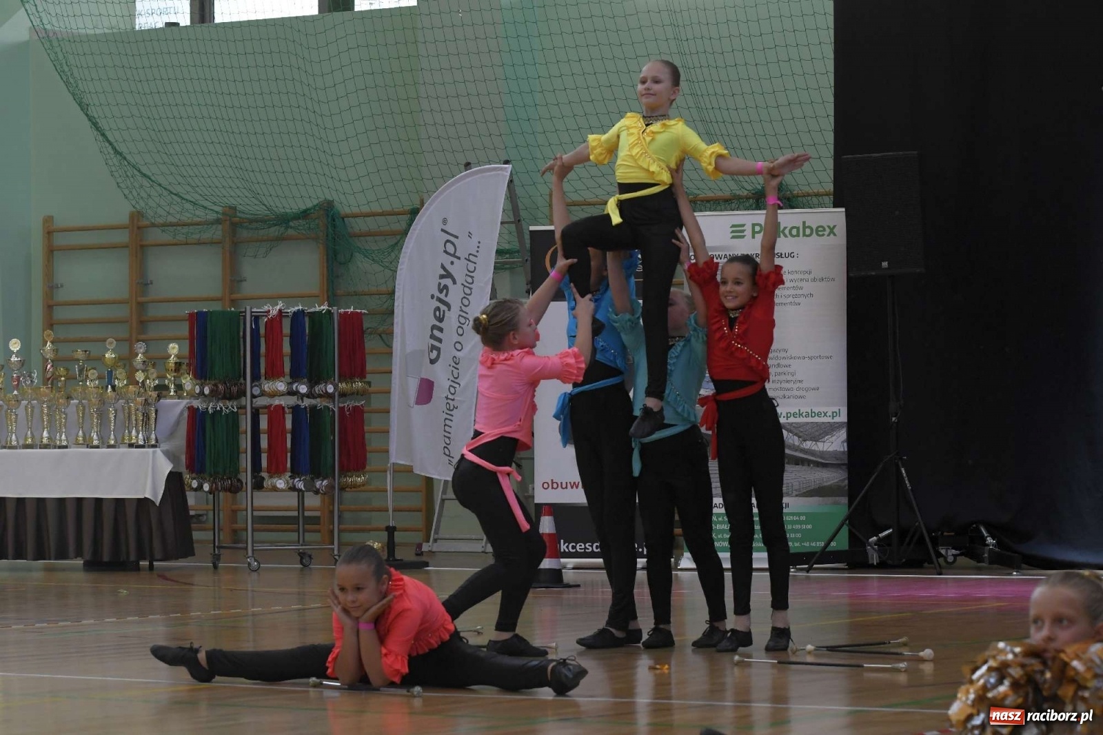 Zdjęcie w galerii na portalu naszraciborz.pl: Pół tysiąca tańców w Arenie Rafako [FOTO i WIDEO] wiadomości z regionu