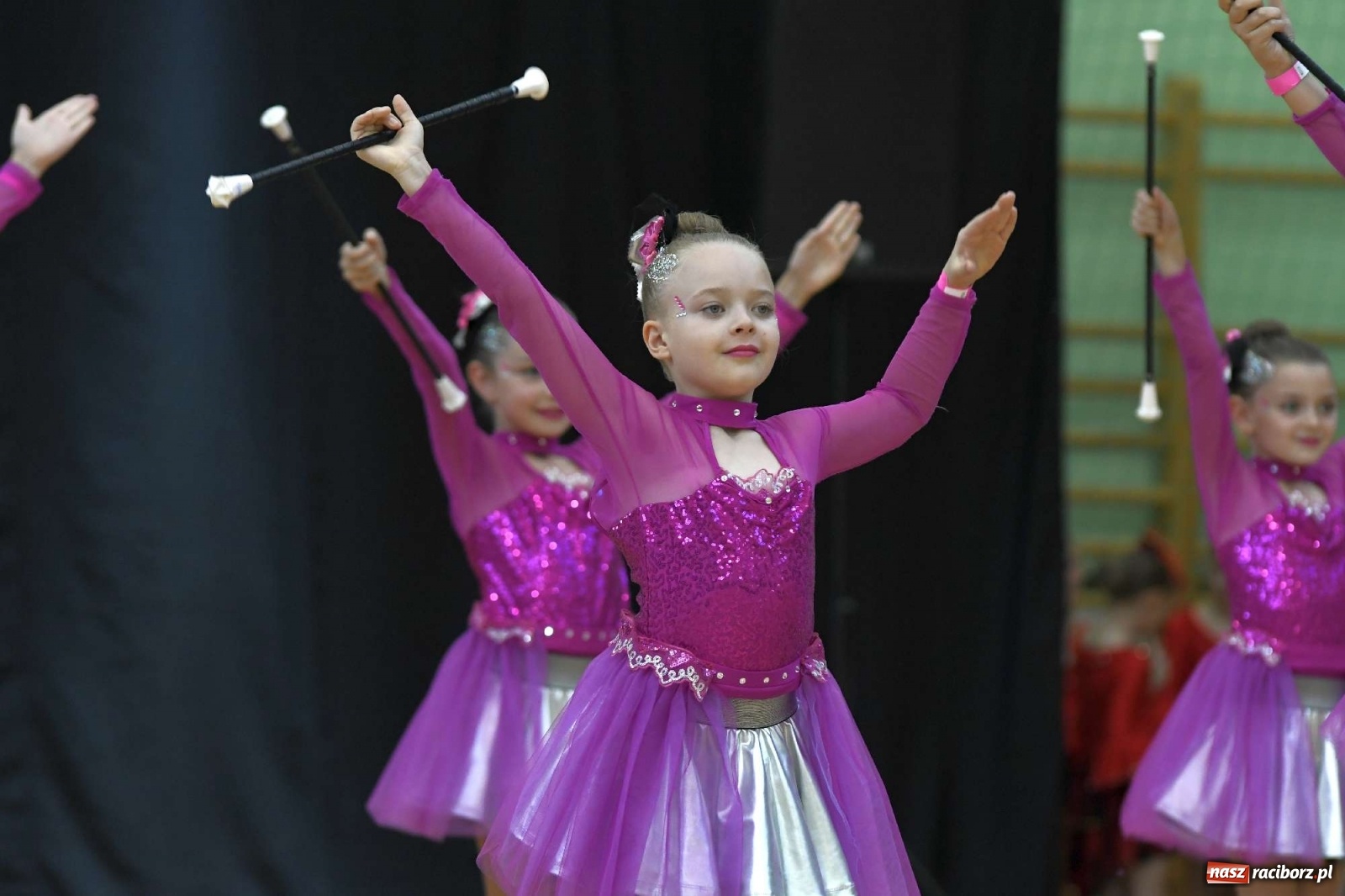 Zdjęcie w galerii na portalu naszraciborz.pl: Pół tysiąca tańców w Arenie Rafako [FOTO i WIDEO] wiadomości z regionu