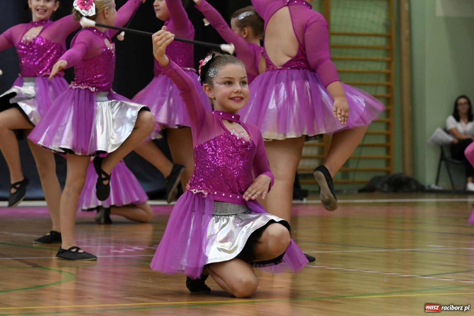 Zdjęcie w galerii na portalu naszraciborz.pl: Pół tysiąca tańców w Arenie Rafako [FOTO i WIDEO] wiadomości z regionu