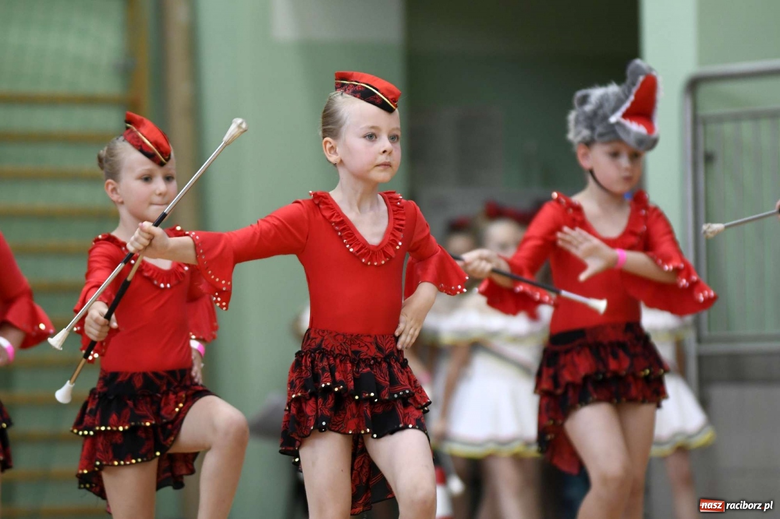 Zdjęcie w galerii na portalu naszraciborz.pl: Pół tysiąca tańców w Arenie Rafako [FOTO i WIDEO] wiadomości z regionu