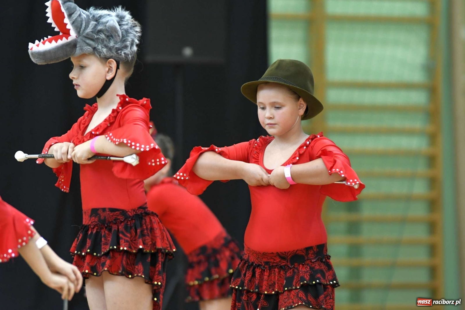 Zdjęcie w galerii na portalu naszraciborz.pl: Pół tysiąca tańców w Arenie Rafako [FOTO i WIDEO] wiadomości z regionu
