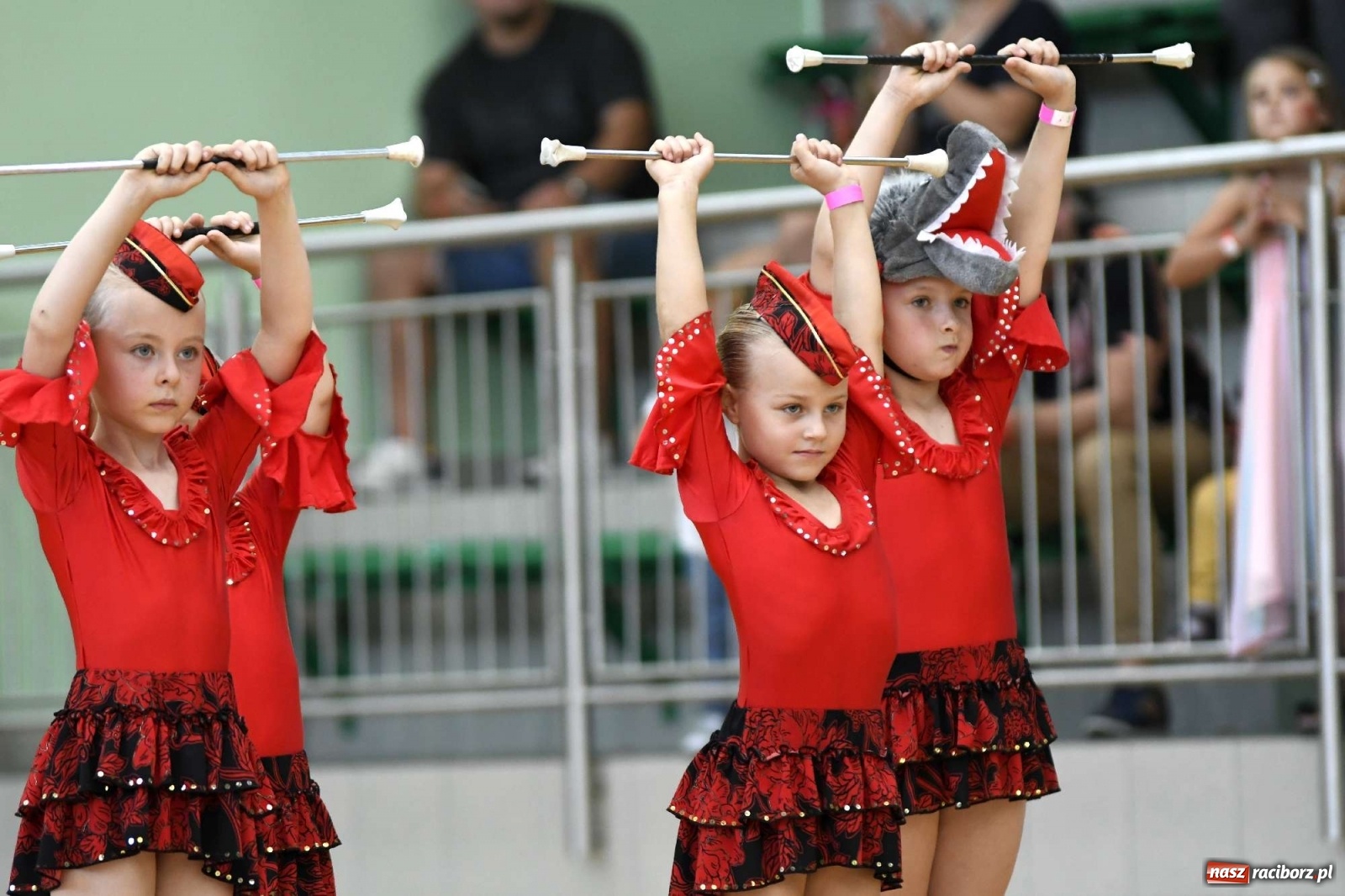 Zdjęcie w galerii na portalu naszraciborz.pl: Pół tysiąca tańców w Arenie Rafako [FOTO i WIDEO] wiadomości z regionu