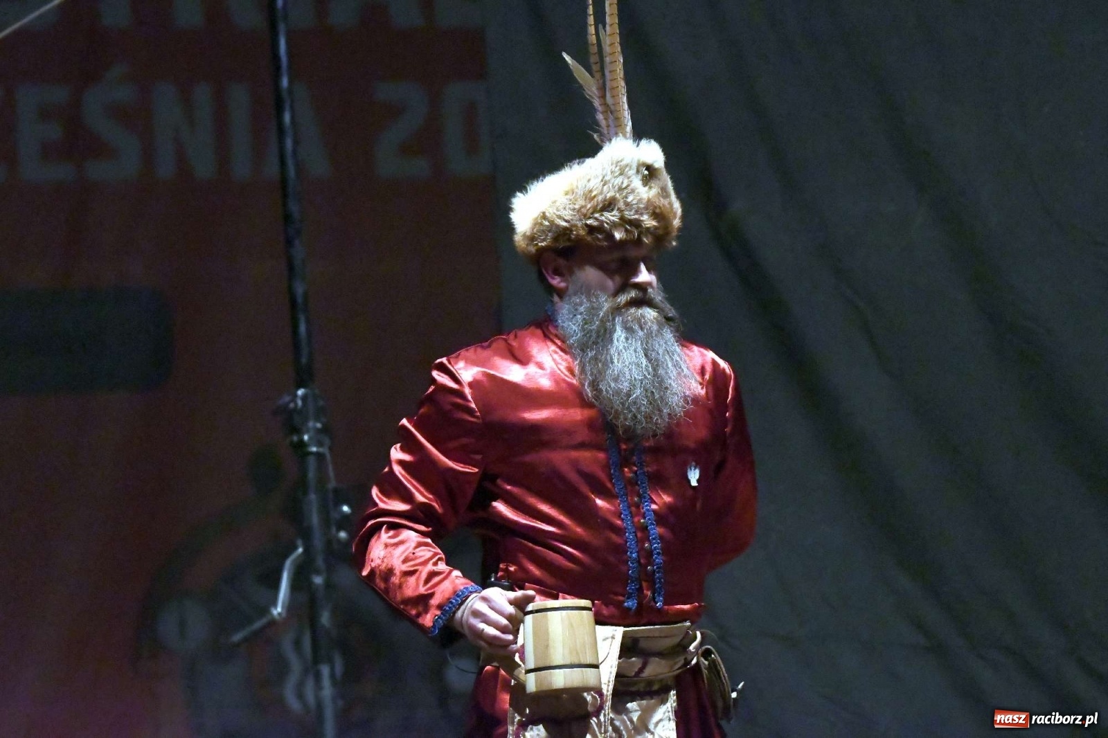 Zdjęcie w galerii na portalu naszraciborz.pl: Inscenizacja pożaru zamku w Raciborzu [FOTO i WIDEO] wiadomości z regionu