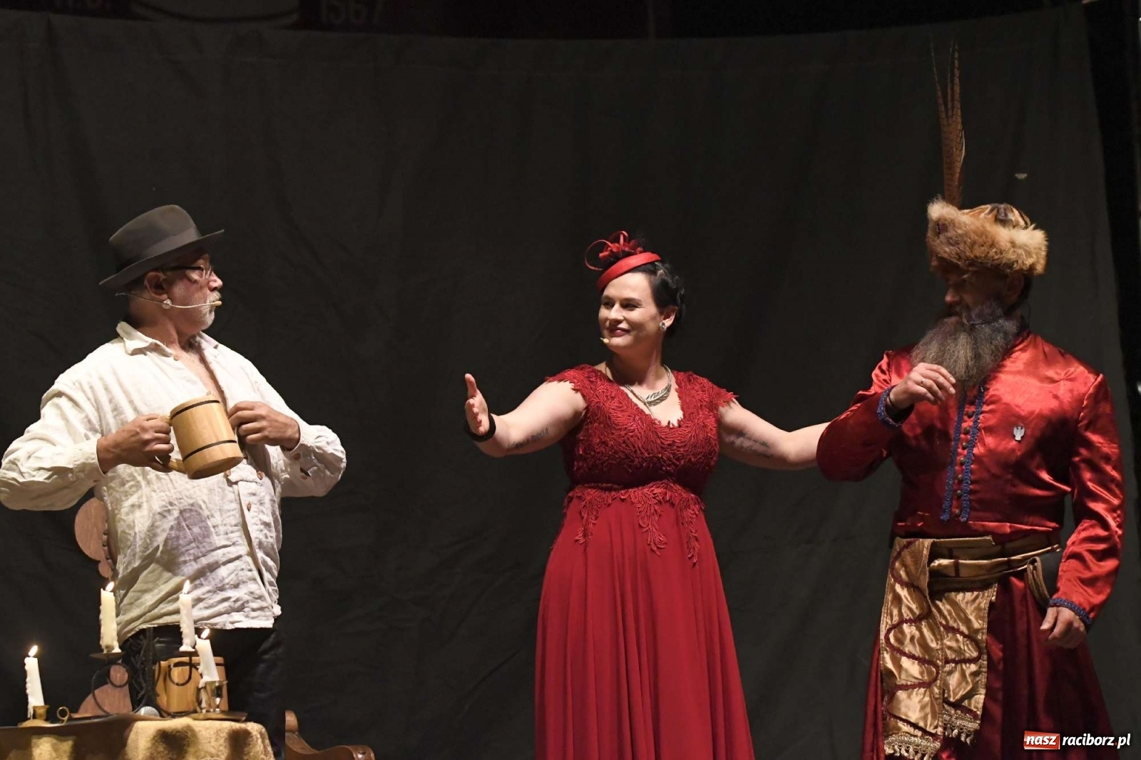 Zdjęcie w galerii na portalu naszraciborz.pl: Inscenizacja pożaru zamku w Raciborzu [FOTO i WIDEO] wiadomości z regionu